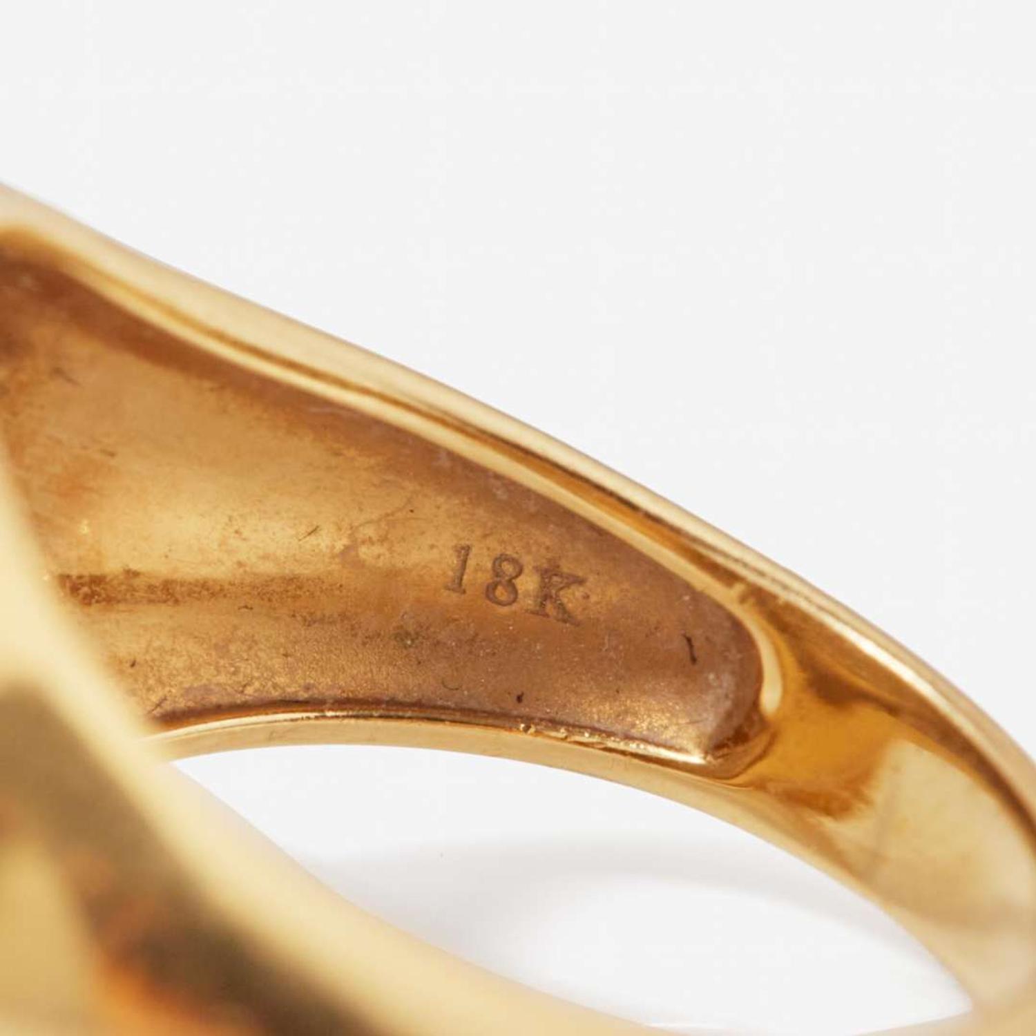 An 18K Yellow Gold Ring and Necklace