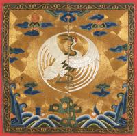 A Chinese Gold Ground 'Crane' Rank Badge, Kangxi Period 清康熙 盤金地緙絲一品文官仙鶴補子