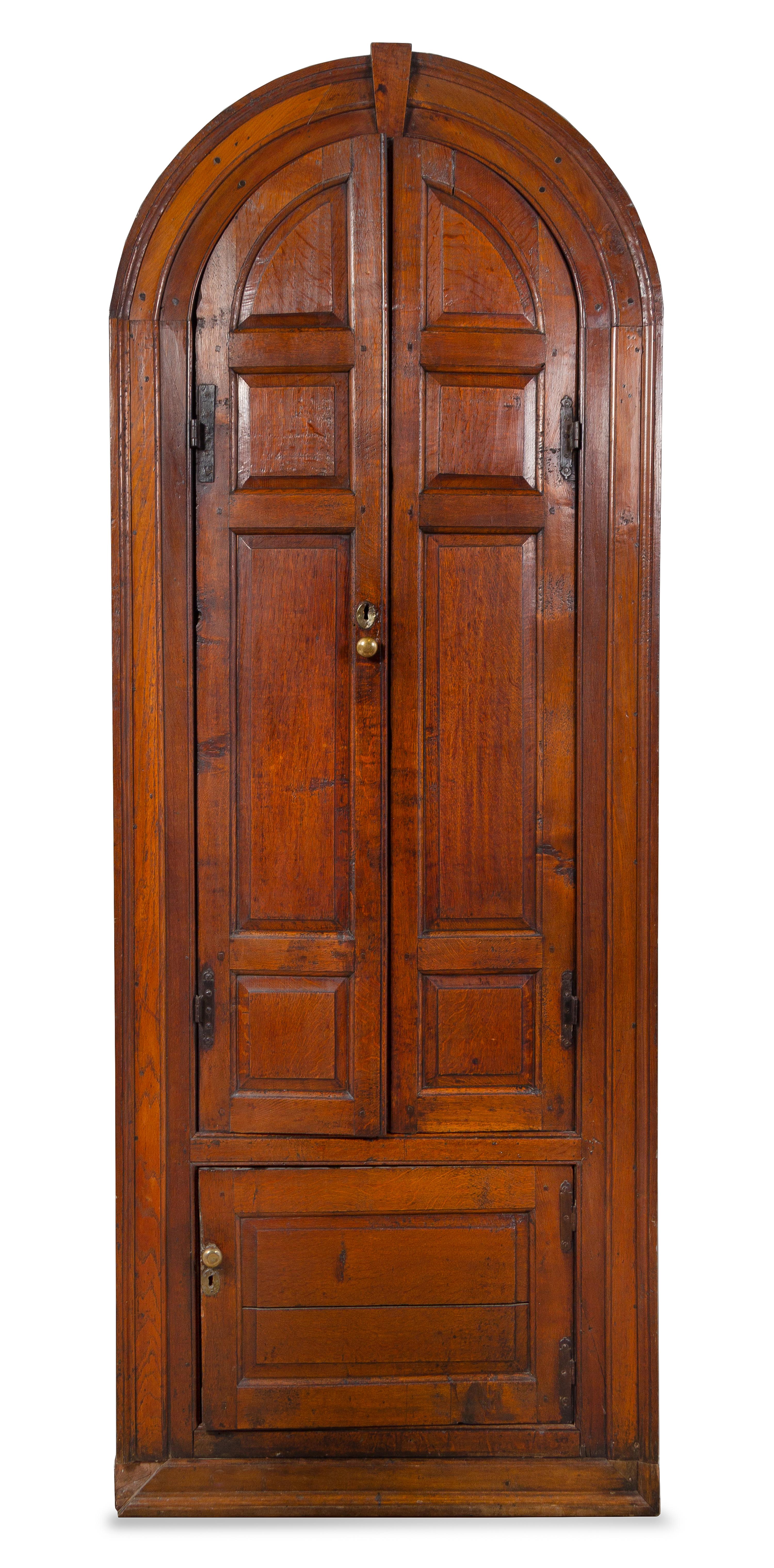 An American Oak Corner Cabinet Height 106 3/4 x width 36 1/2 inches. — 18TH/19TH CENTURY, FORMERLY A BUILT-IN