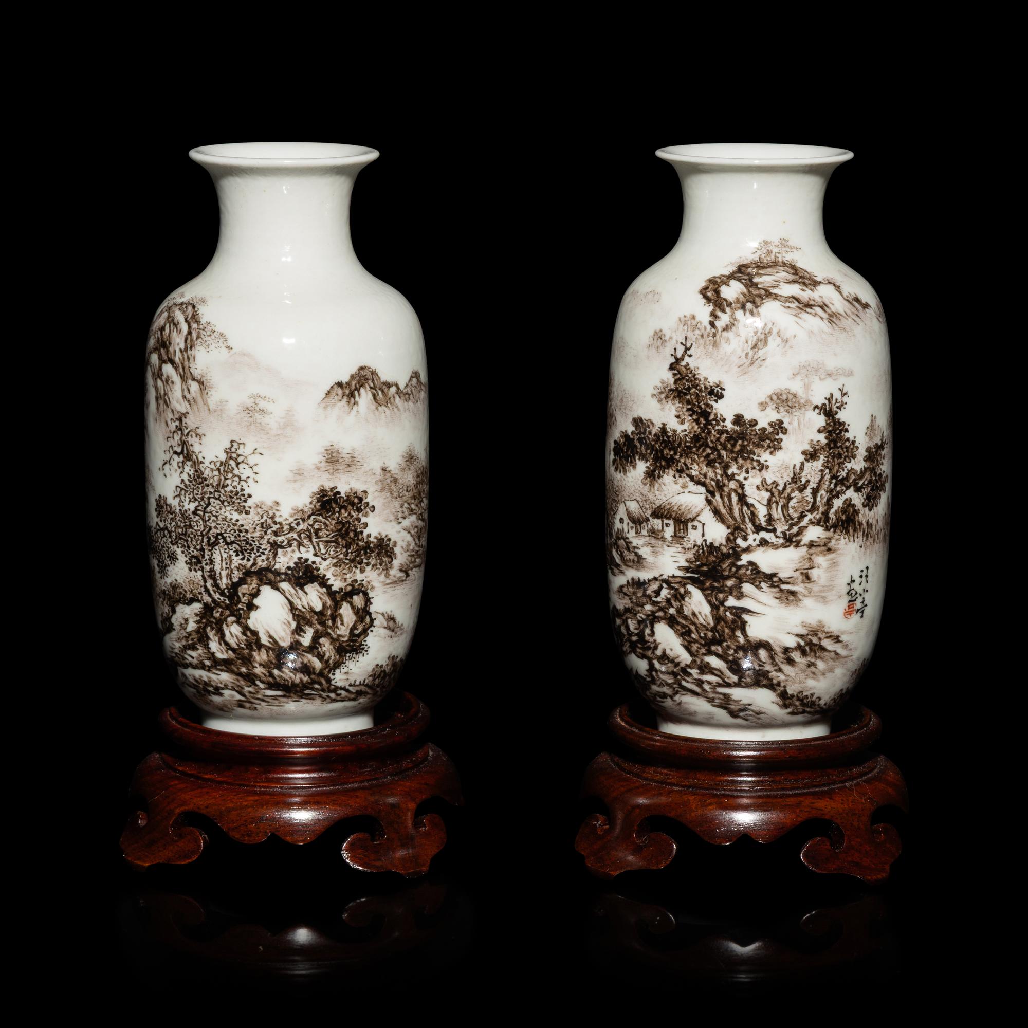 A Pair of Small Chinese Grisaille Decorated 'Landscape' Porcelain Vases, Early-Mid 20th Century — 近代 墨彩山水圖燈籠瓶一對 帶木座