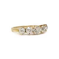 YELLOW GOLD AND DIAMOND RING
