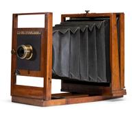 [EARLY PHOTOGRAPHY]. Field view camera, Nancy Hanks model. G. Gennert, New York, ca 1896-1903.