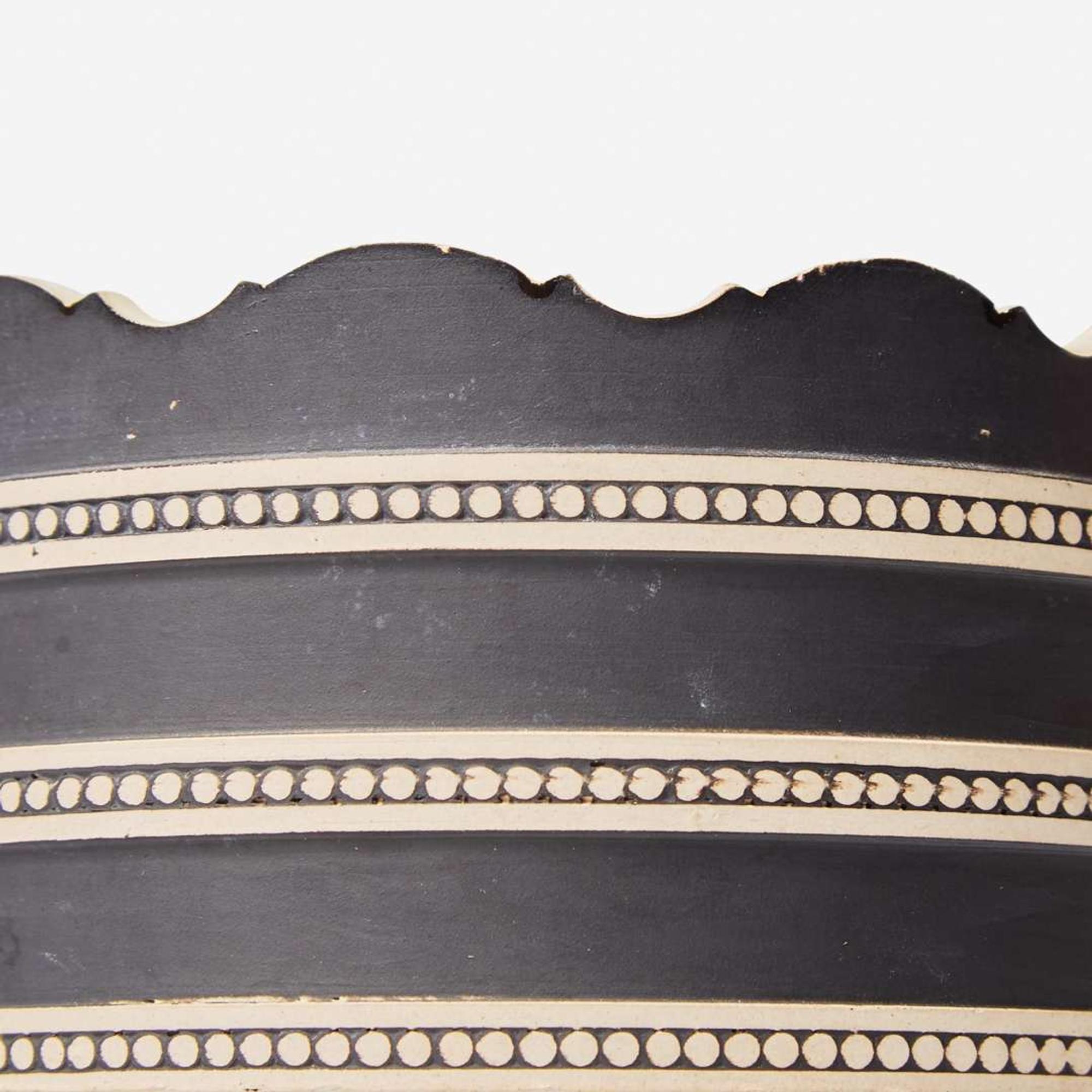 A Wedgwood & Bentley Slip-Decorated Queensware Vase UK, 1770s