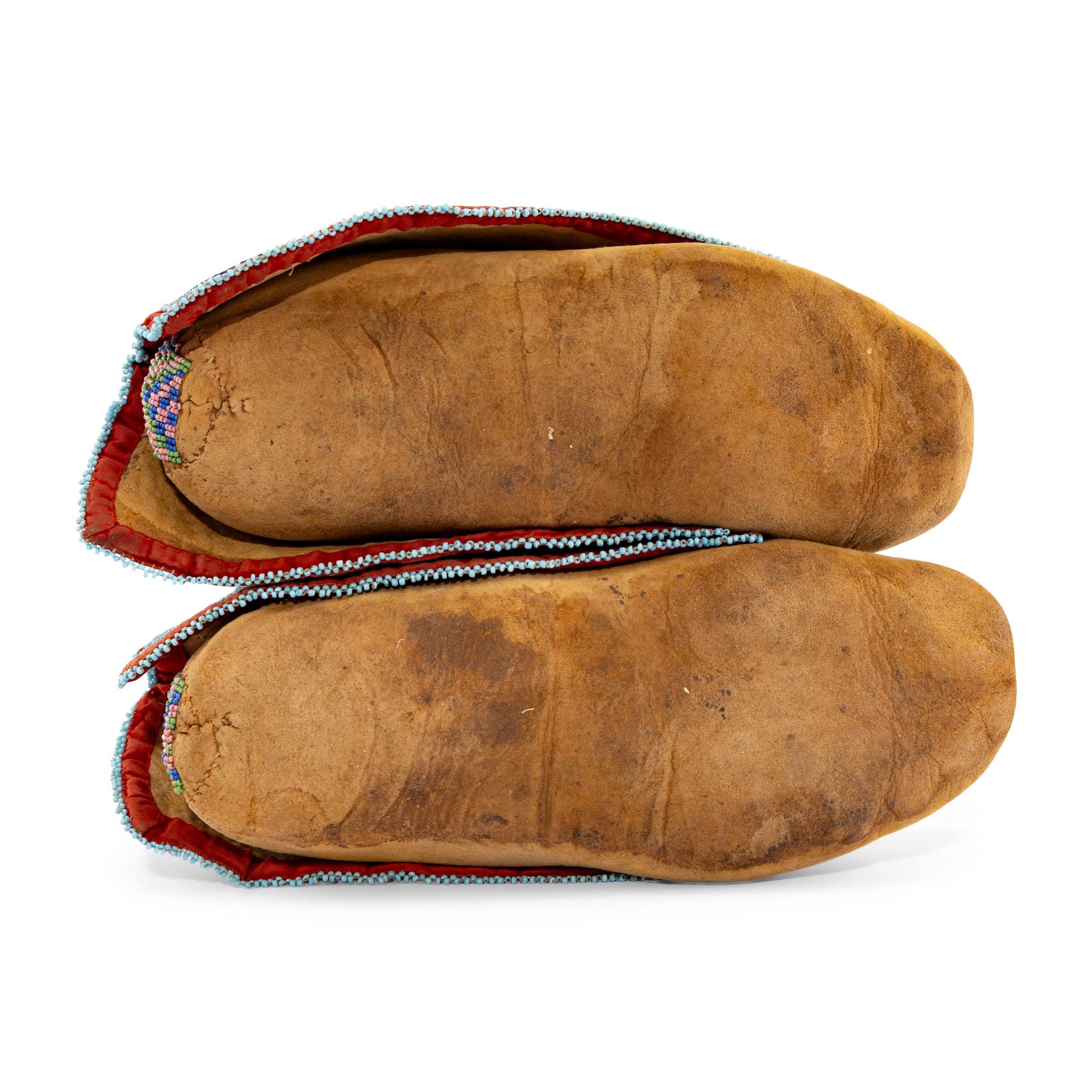 Delaware Beaded Hide Moccasins, with Ribbonwork