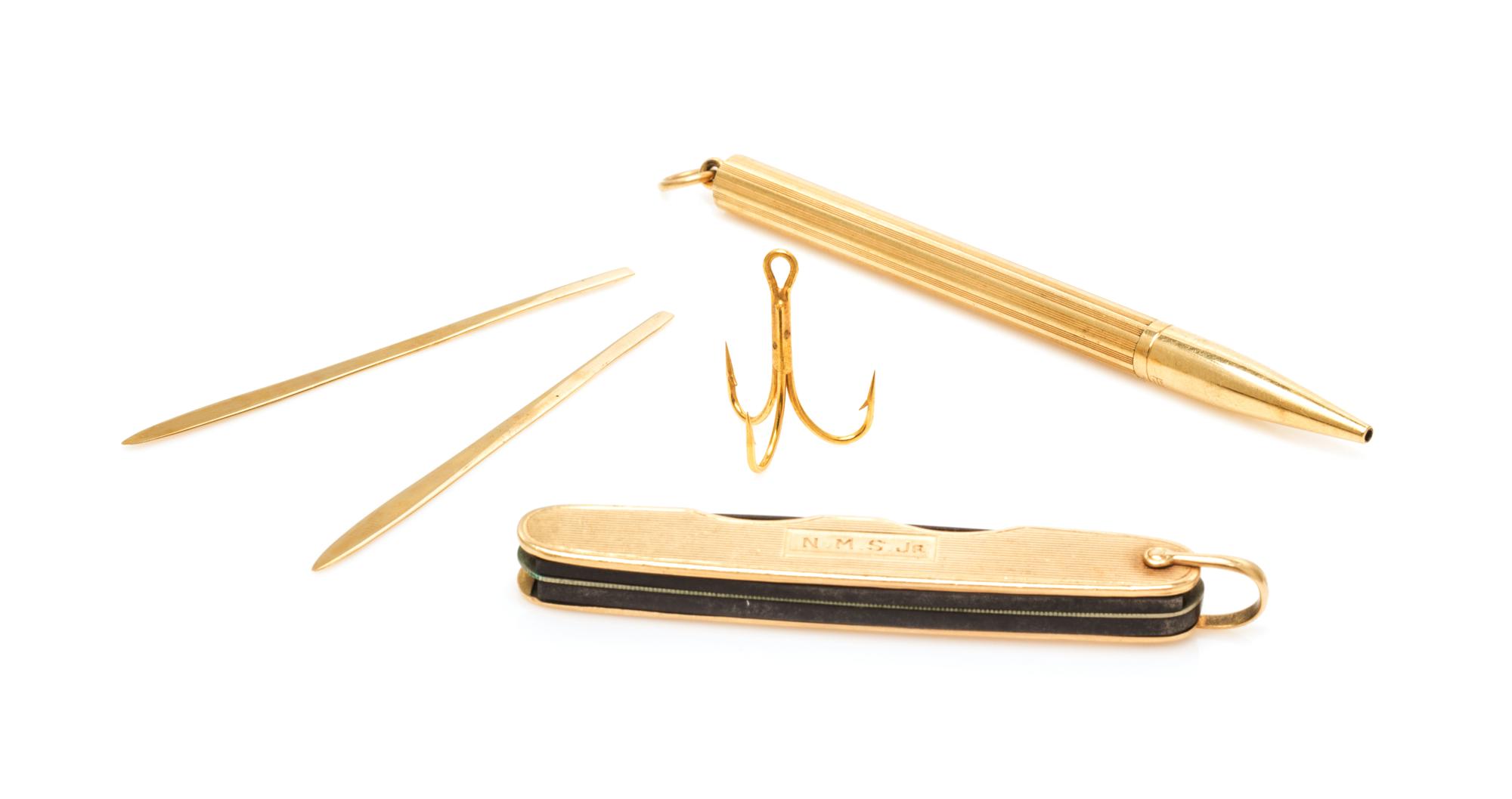 A Collection of Yellow Gold and Gold Tone Articles, 38.70 dwts.