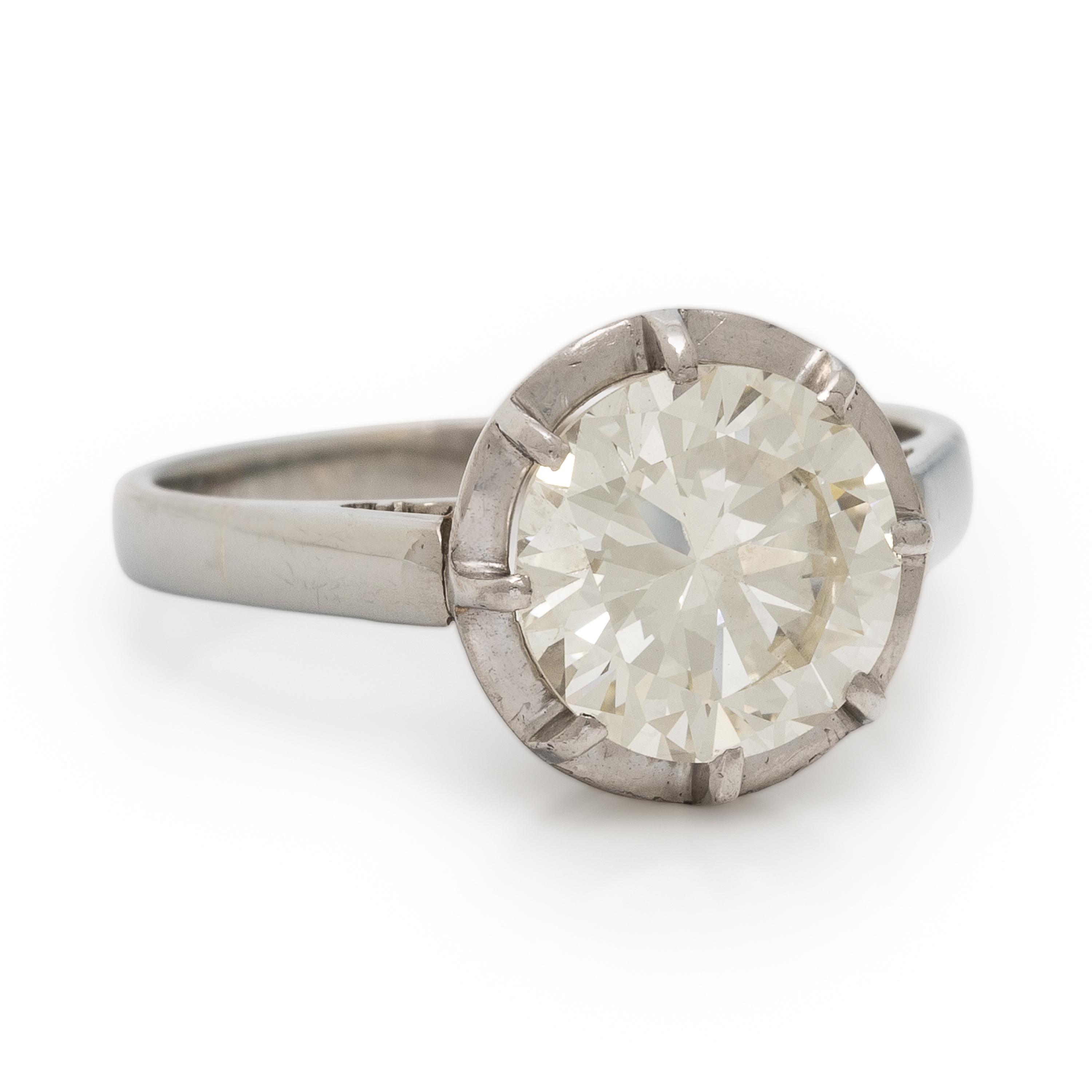 Diamond and White Gold Ring