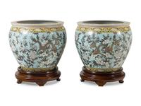 A Pair of Chinese Export Porcelain Jardinières