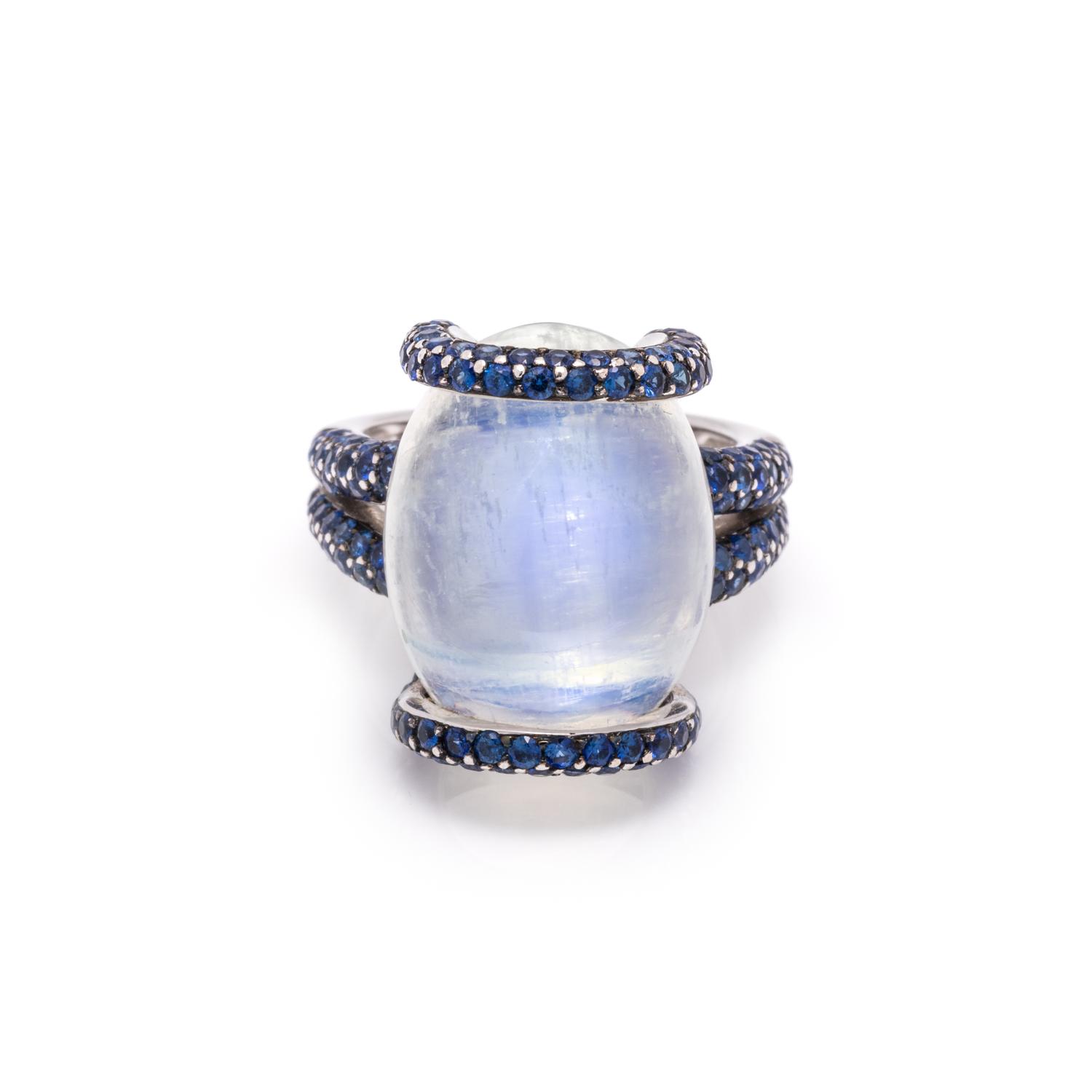 MOONSTONE AND SAPPHIRE RING