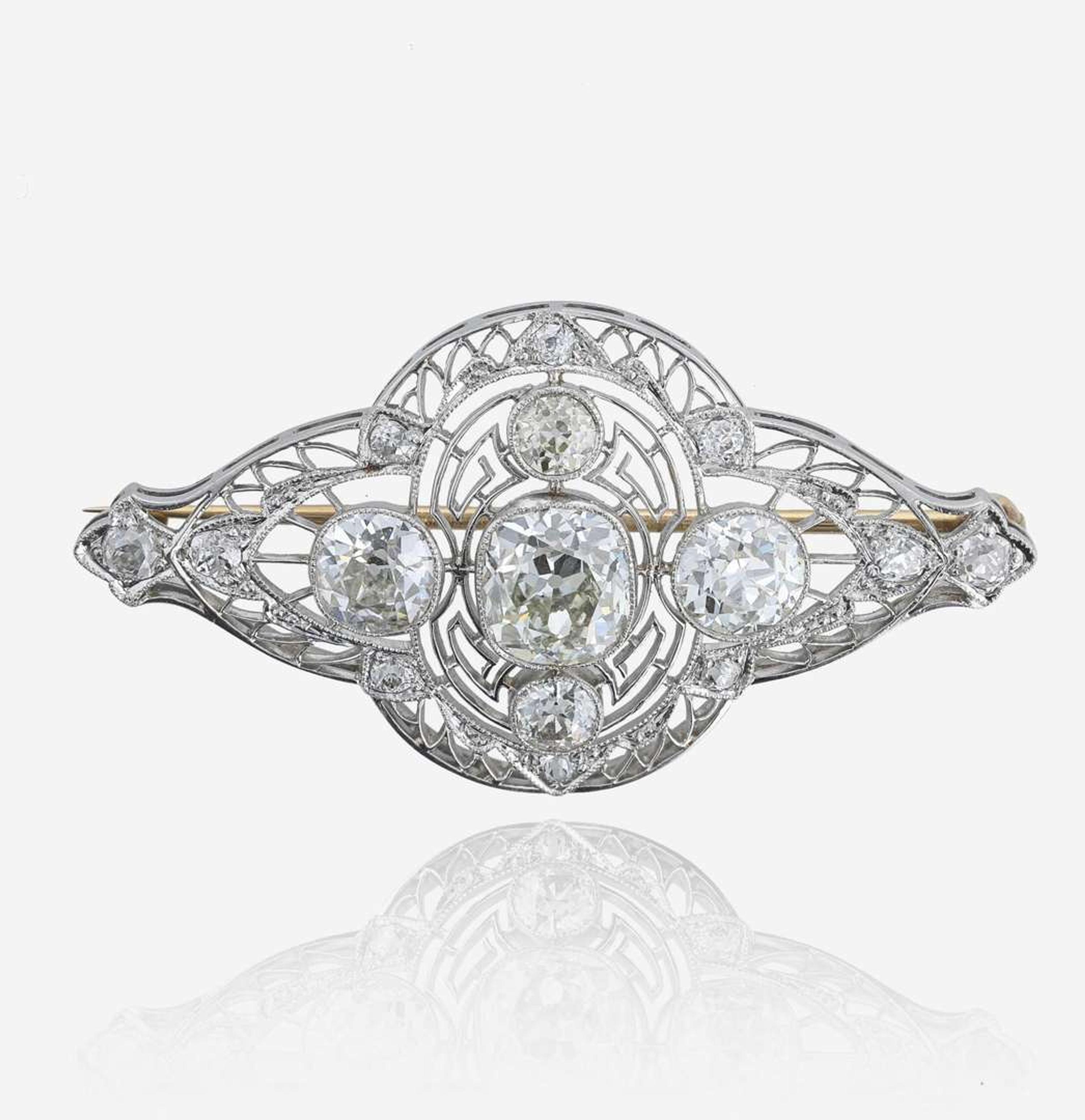 Belle Epoque diamond and platinum brooch