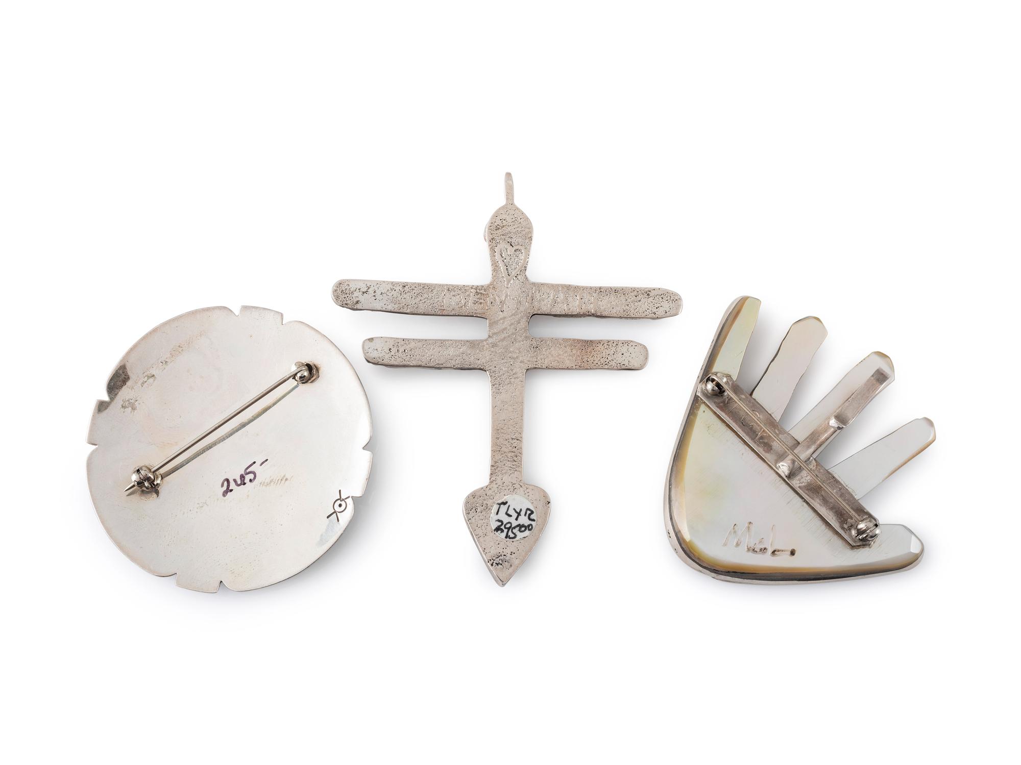 Silver Pendant / Pins