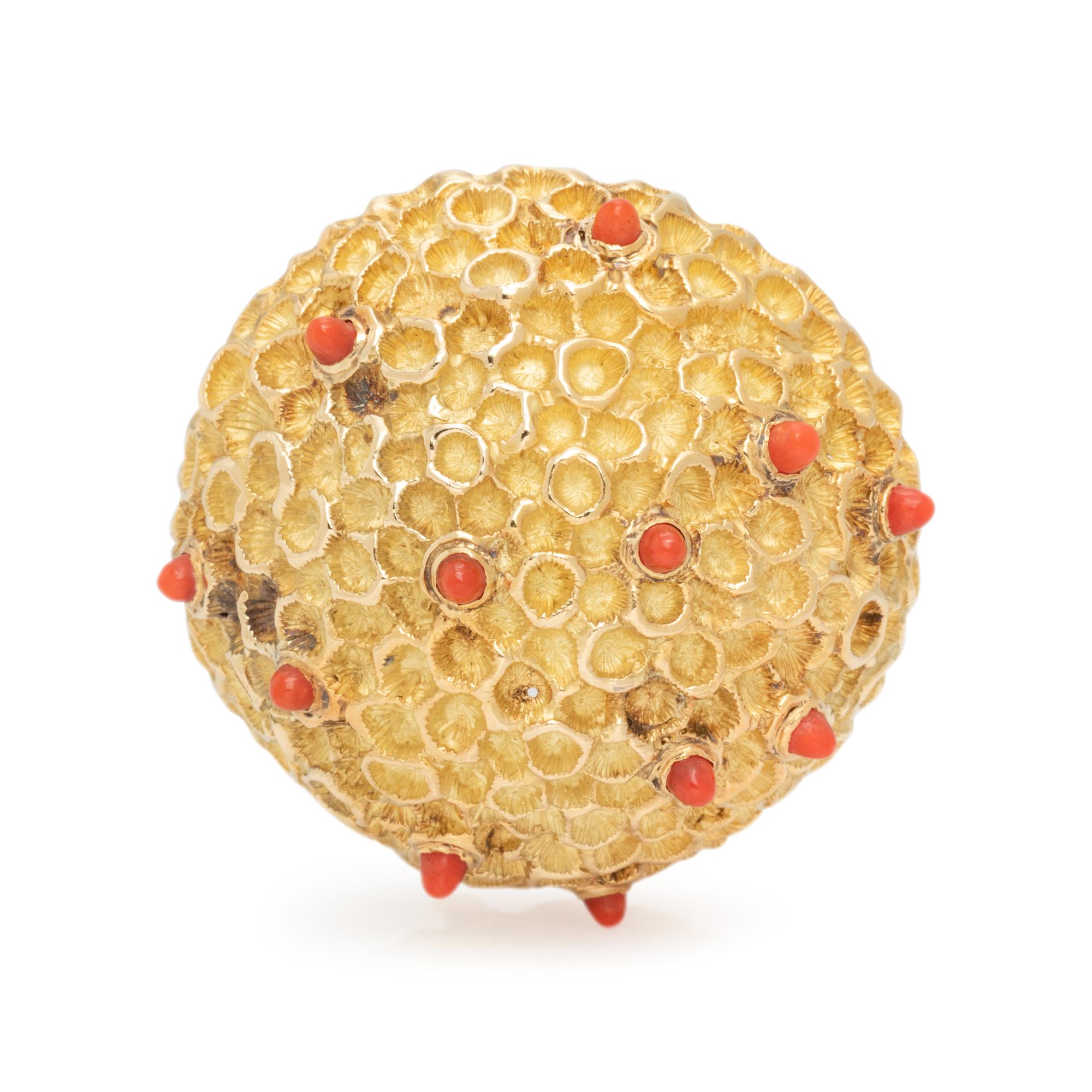 TIFFANY & CO., YELLOW GOLD AND CORAL BROOCH