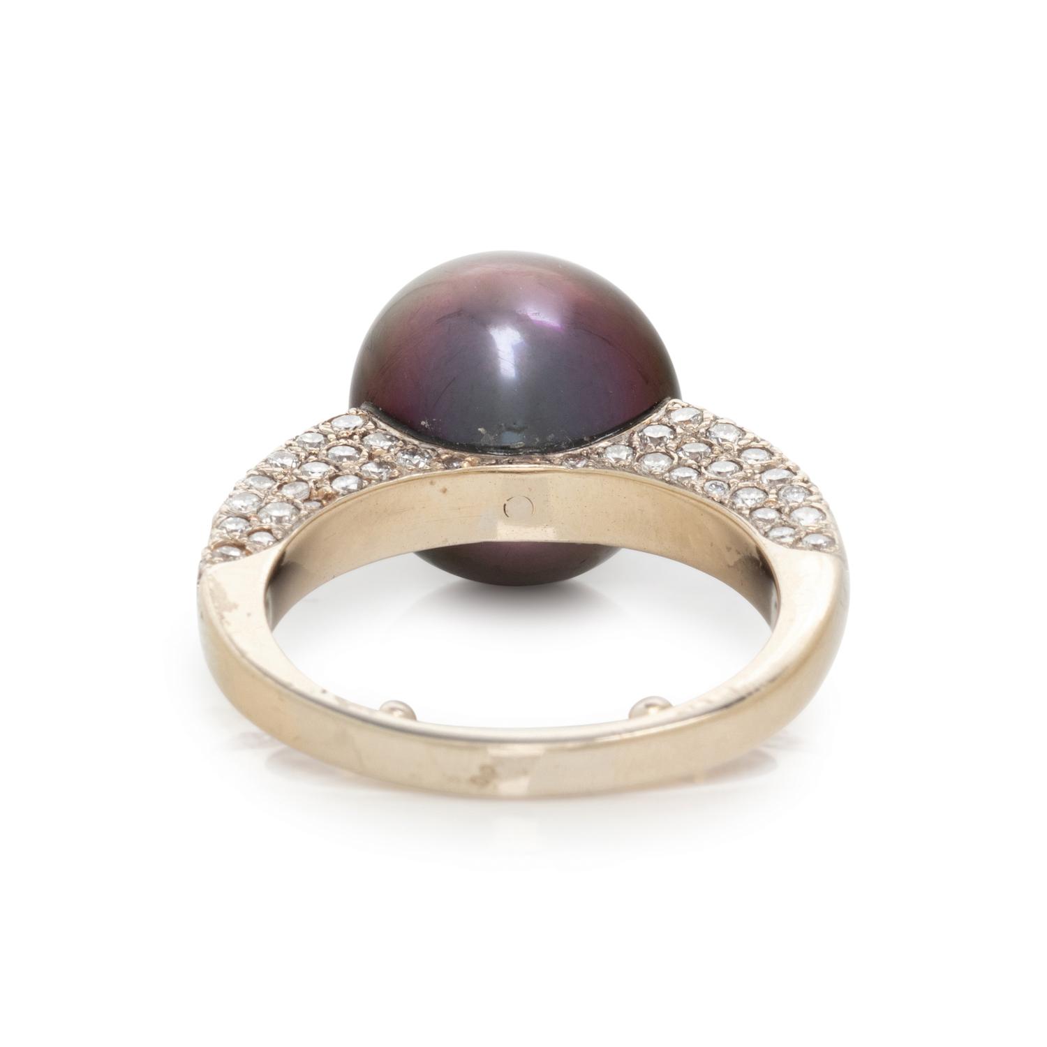 CULTURED TAHITIAN PEARL AND DIAMOND RING