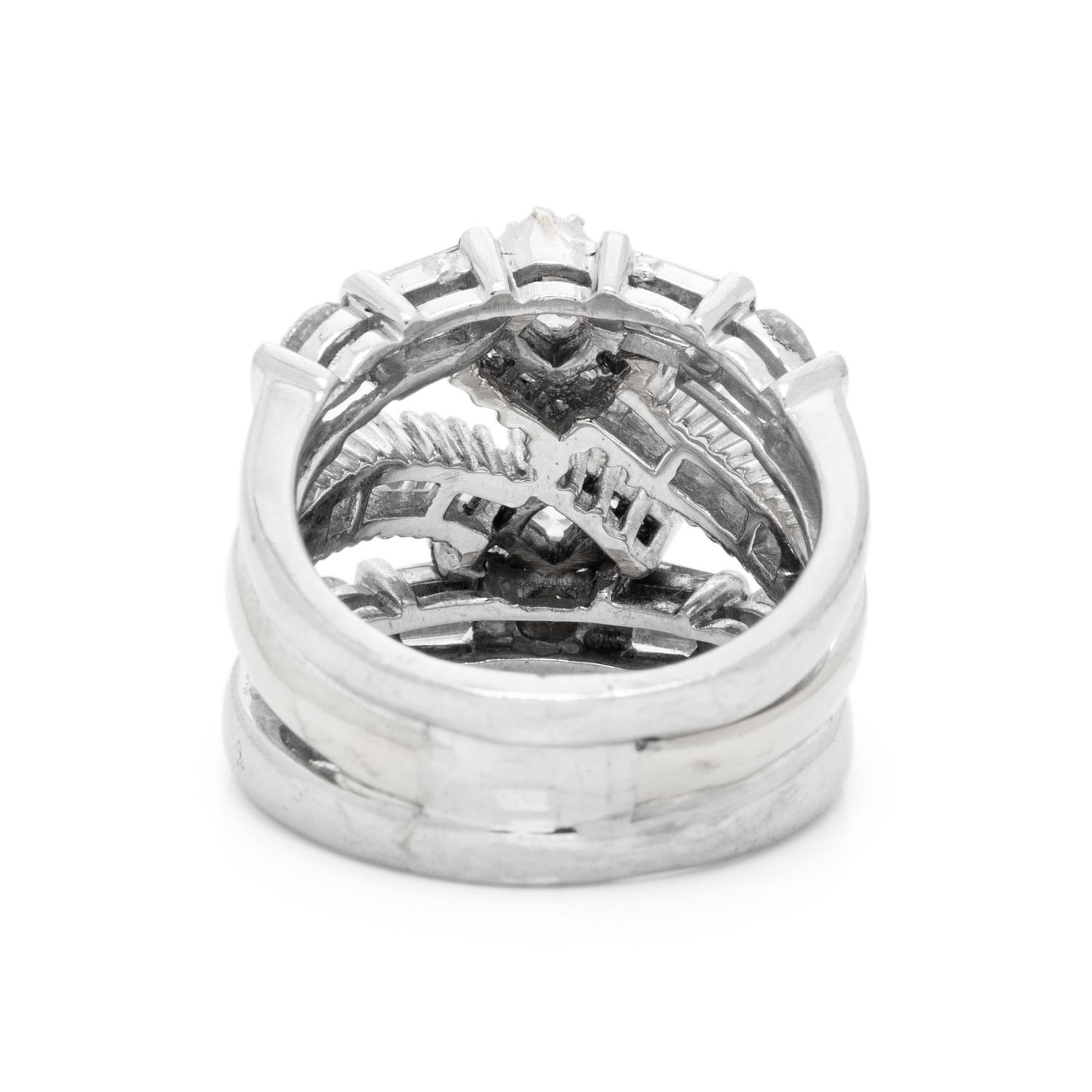 DIAMOND RING