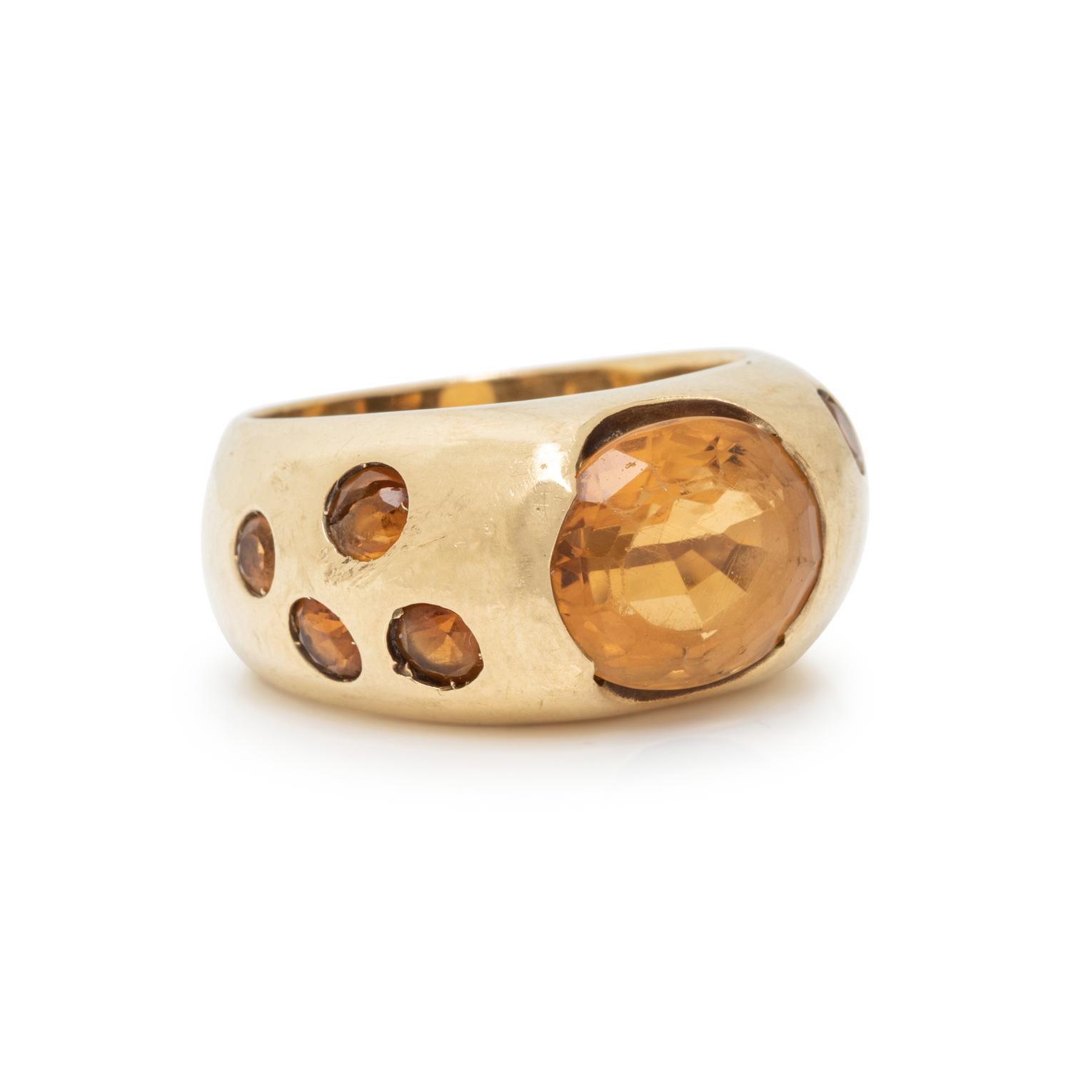 CITRINE AND YELLOW GOLD RING