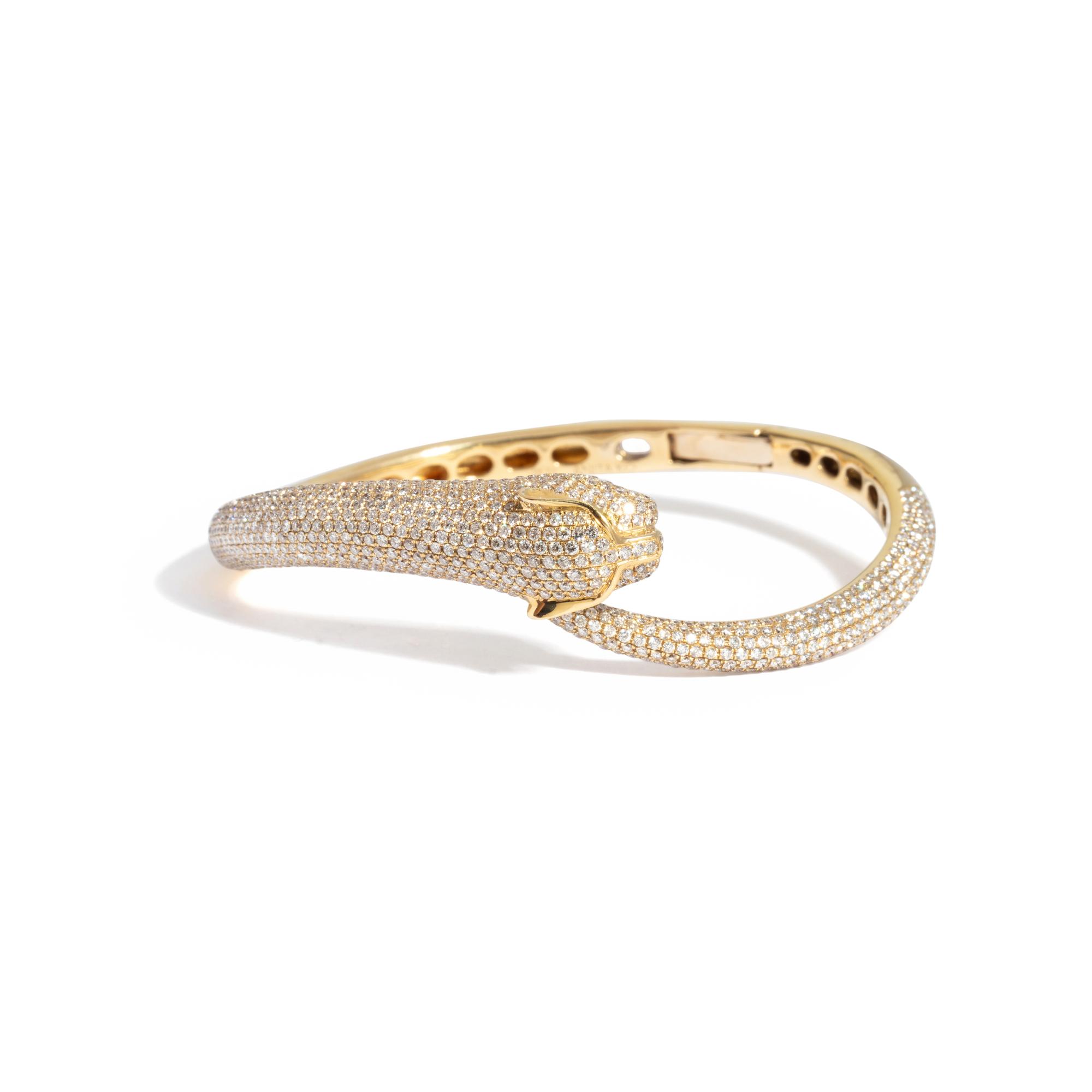 ANITA KO, DIAMOND AND TSAVORITE GARNET PANTHER BANGLE BRACELET