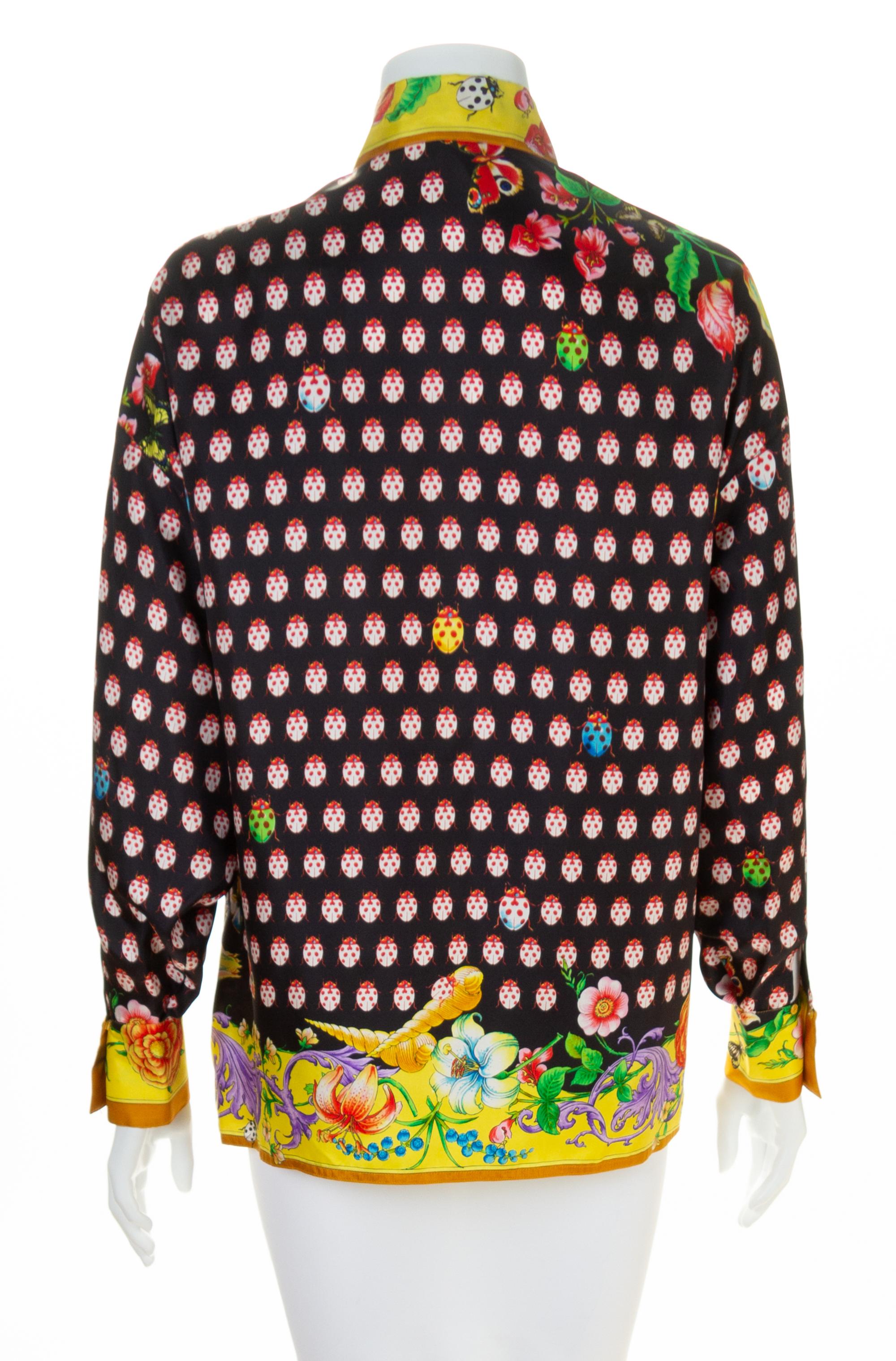 A Gianni Versace Silk Print Shirt, Size 40.