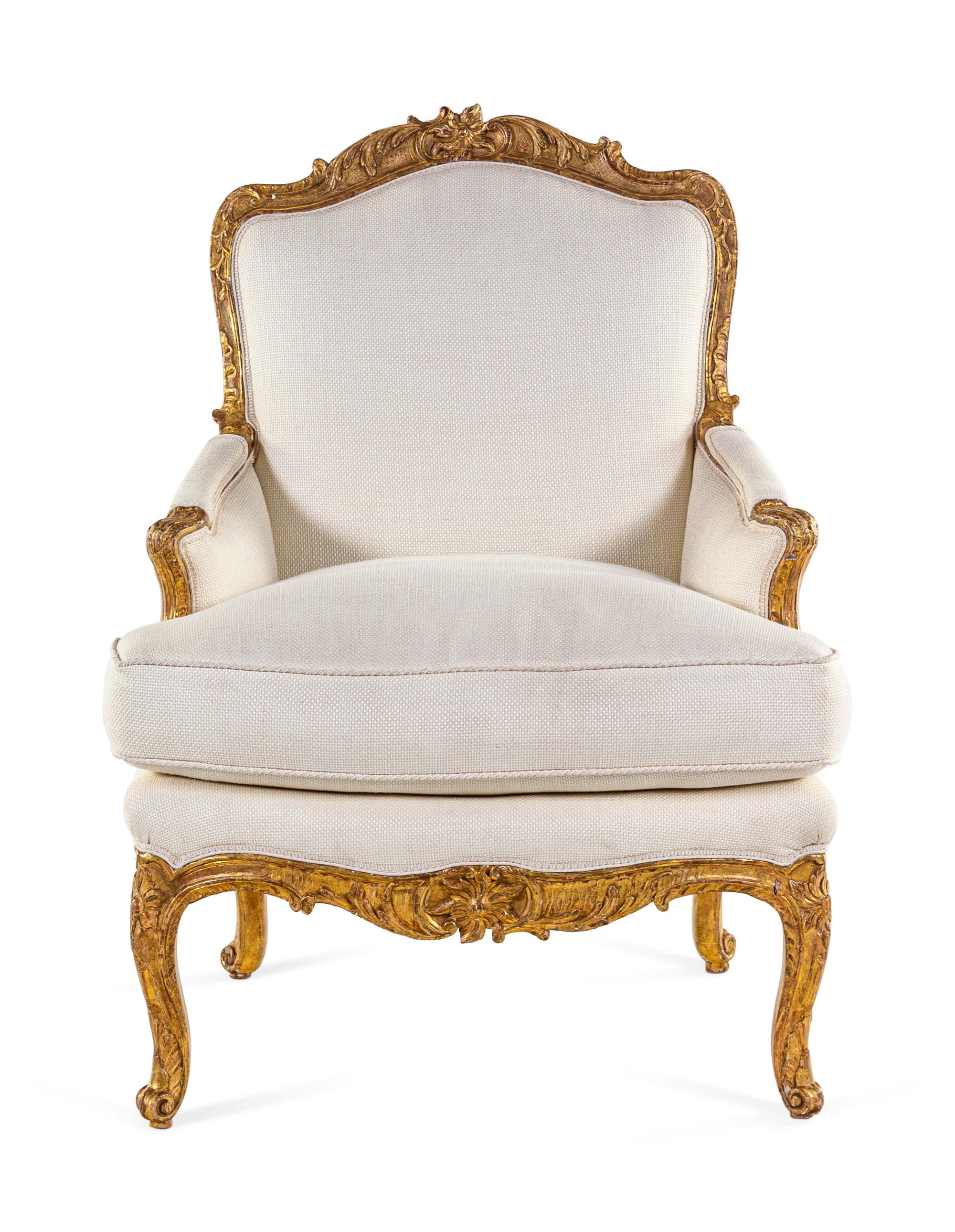 A Régence Giltwood Bergère Attributed to Jean-Étienne Saint Georges (French, 1723-1790)