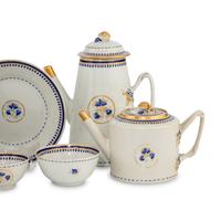 A Chinese Export Porcelain Tea Service