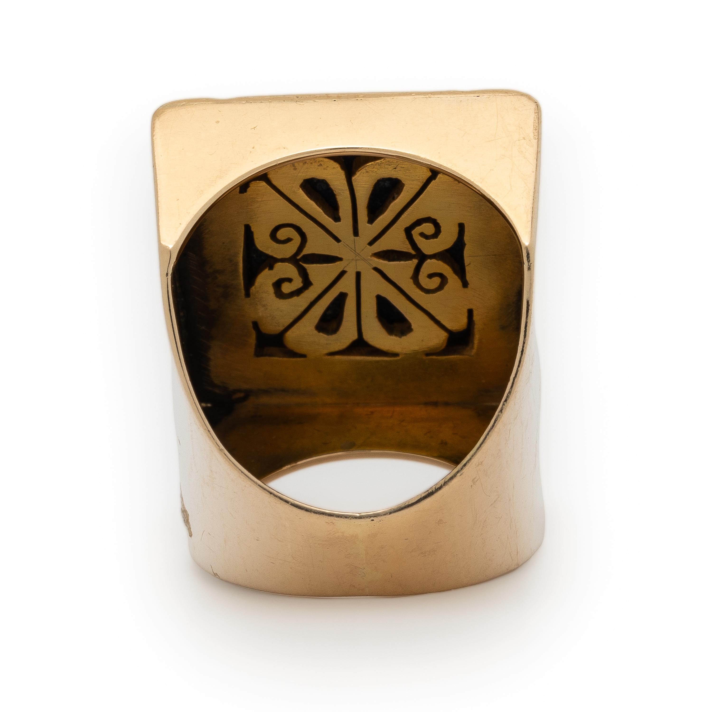 Lapis Lazuli and Yellow Gold Ring