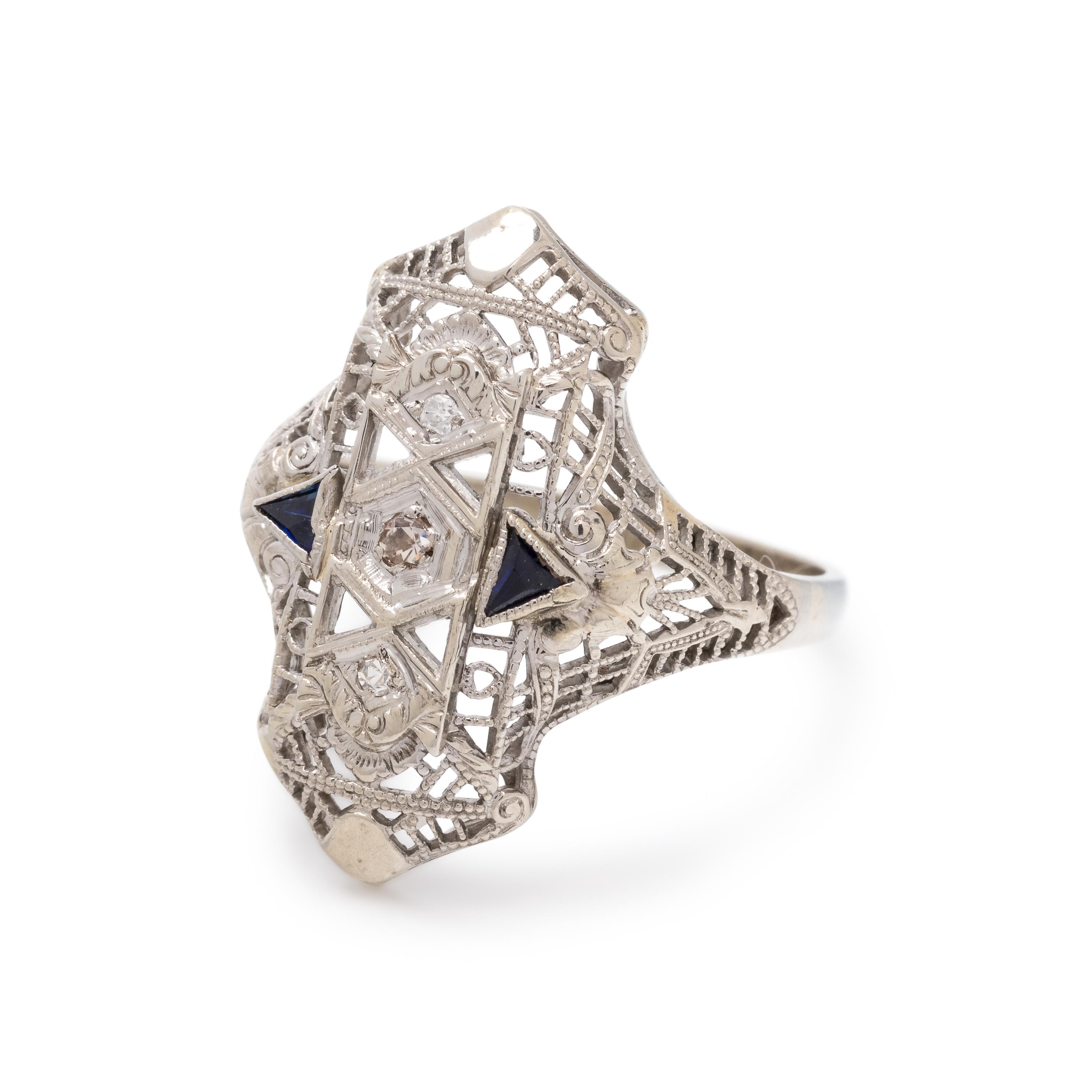 DIAMOND RING