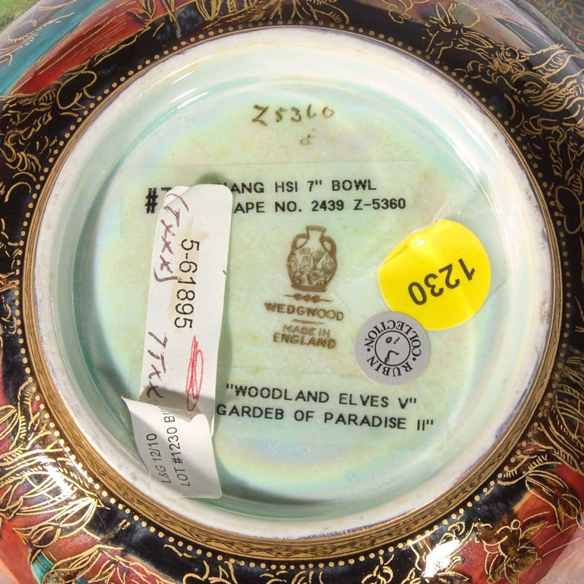 A Wedgwood Fairyland Lustre K'ang Hsi Bowl UK, circa 1925