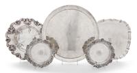 Four American Silver Articles, 20th Century, comprising a Frank Smith square tray with pie crust edge, a Graff, Washbourne and Dunn bow