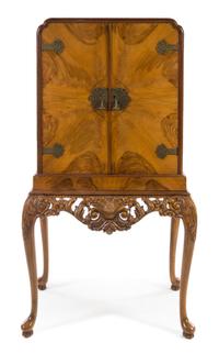 An Art Deco Burlwood Bar Cabinet Height 58 3/4 x width 32 x depth 20 3/4 inches. — CIRCA 1930s
