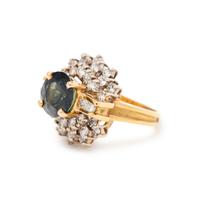 SAPPHIRE AND DIAMOND RING