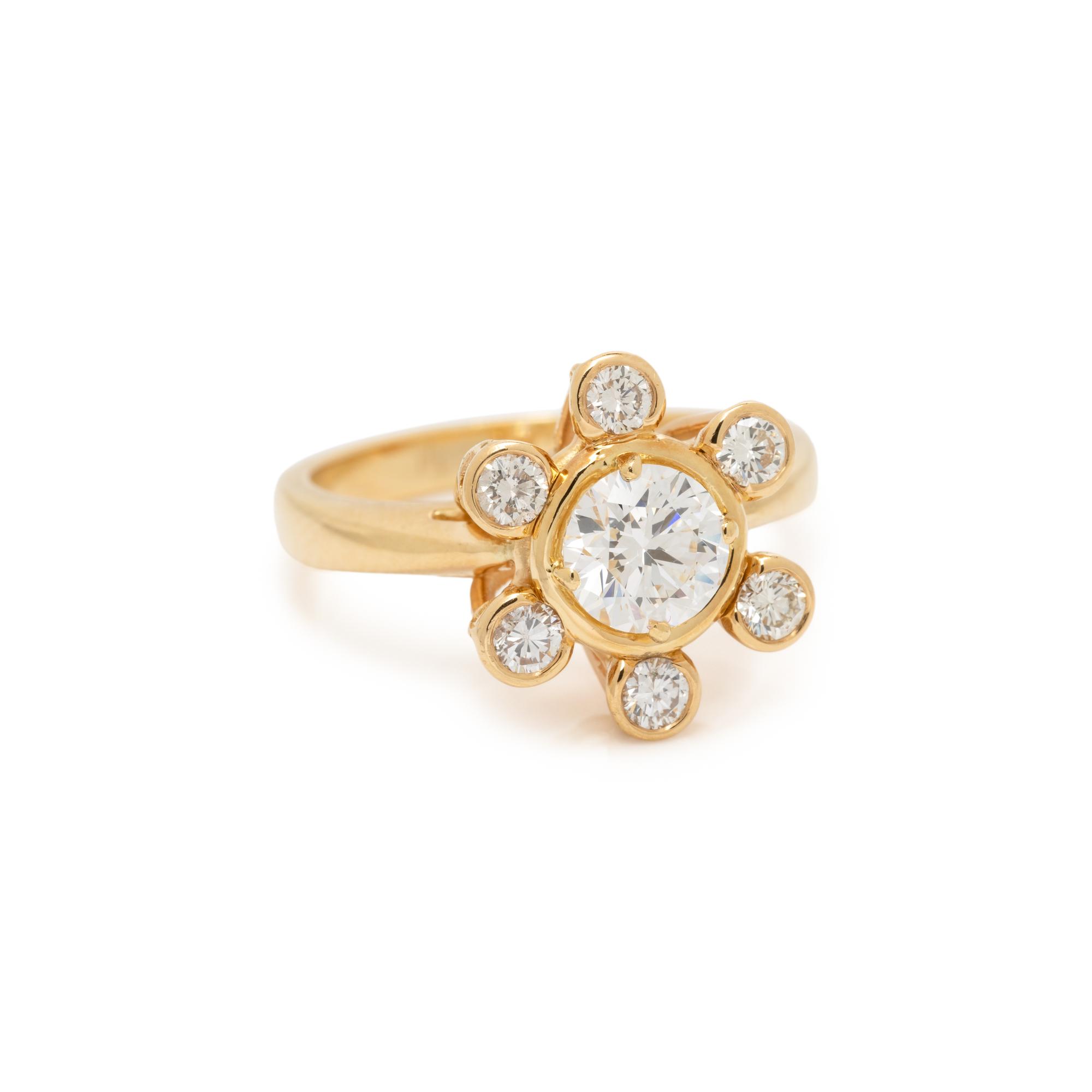 YELLOW GOLD AND DIAMOND RING