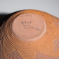Richard Zane Smith (Wyandotte, b. 1955) — Corrugated Pottery Jar, 1985