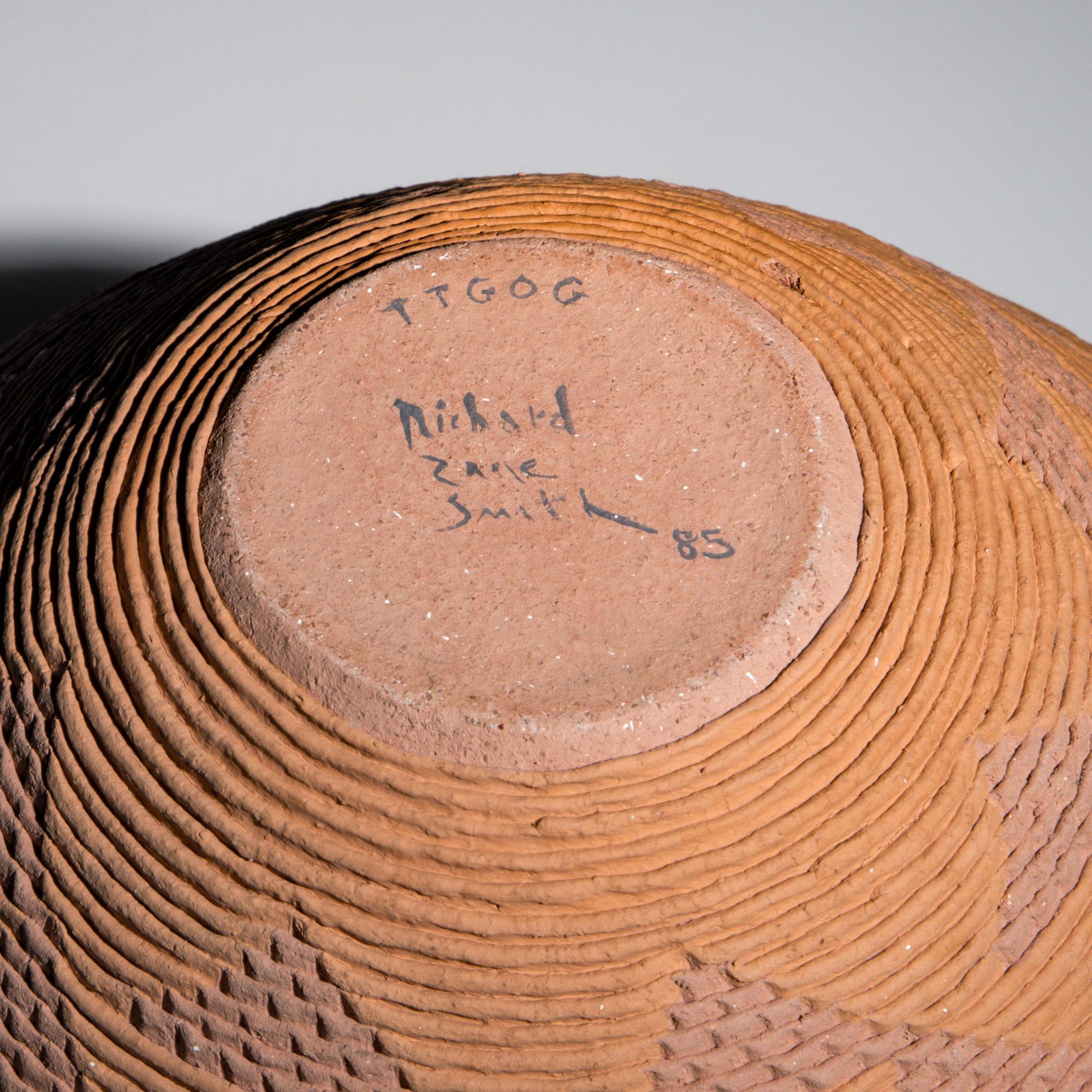 Richard Zane Smith (Wyandotte, b. 1955) — Corrugated Pottery Jar, 1985