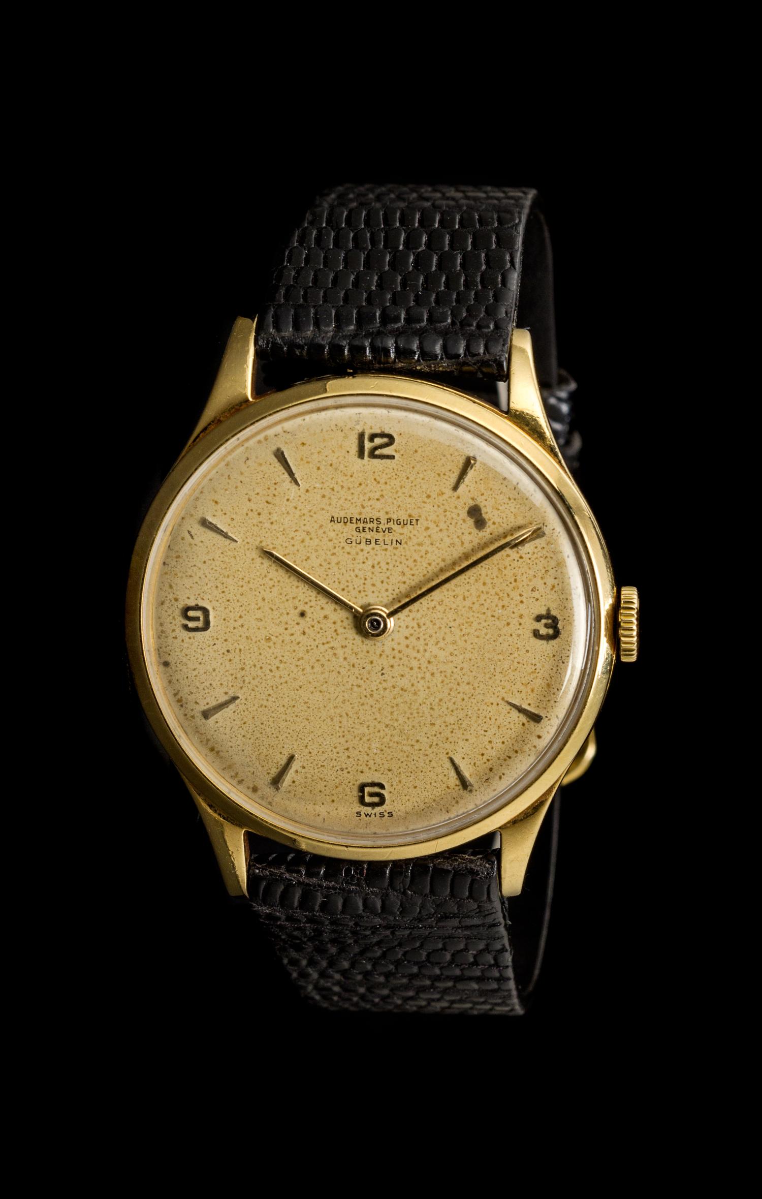 An 18 Karat Yellow Gold Wristwatch, Audemars Piguet for Gubelin,