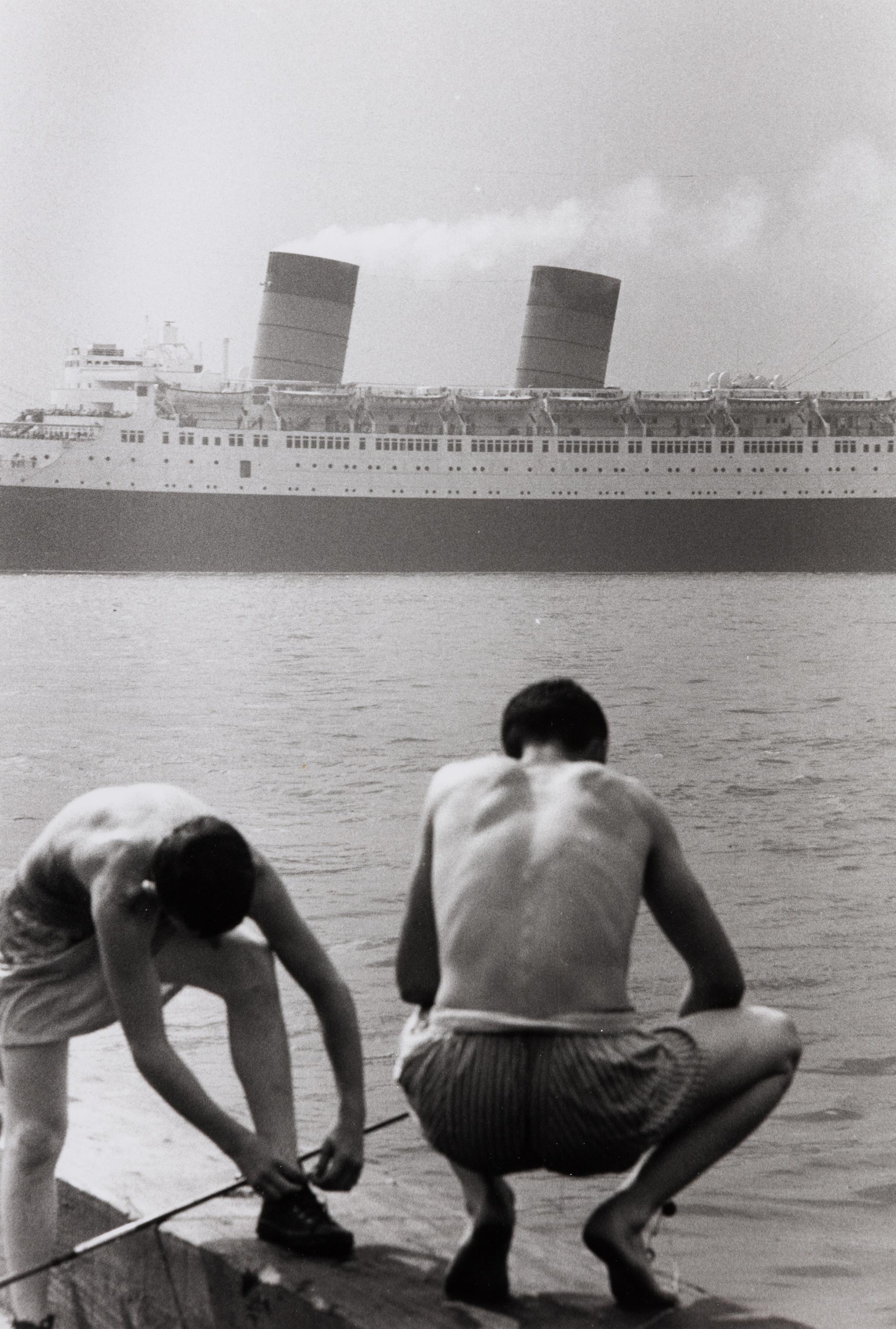 Ruth Orkin (1921-1985) Boys with Ship, NYC, 1948