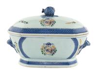 A Chinese Export Porcelain Tureen