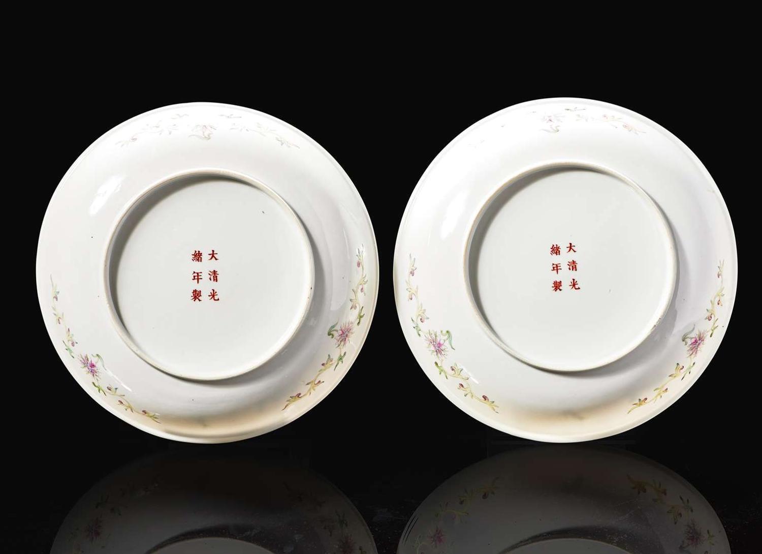A pair of Chinese famille rose "Cockerel" dishes, Guangxu six-character marks, possibly Republic period 粉彩錦雉盤一對 可能為民國