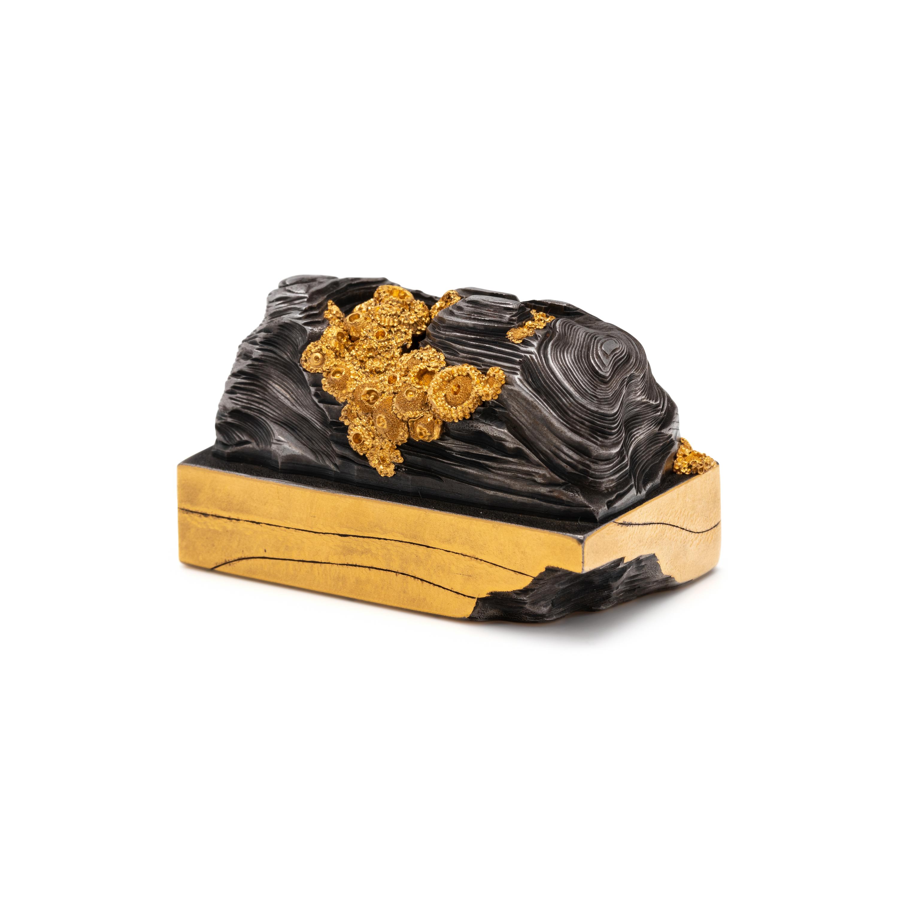 DANIEL BRUSH, PURE GOLD AND STEEL 'RANGE' SCULPTURE