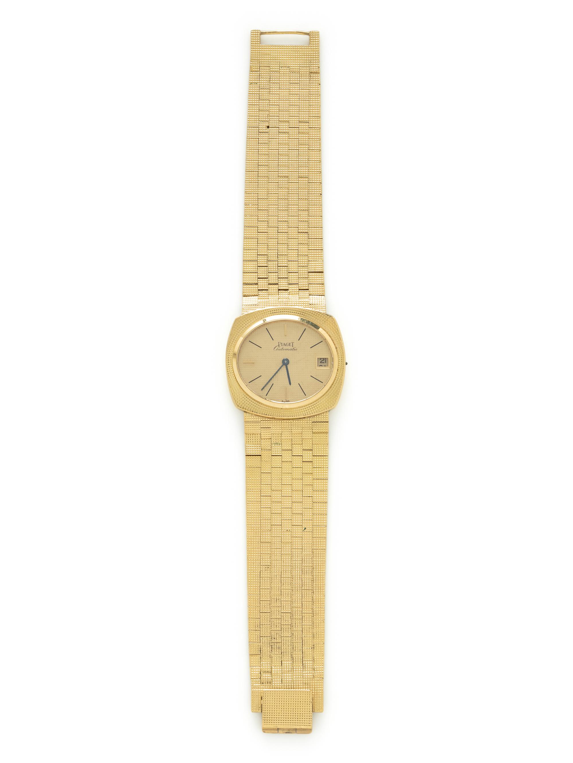 PIAGET, 18K YELLOW GOLD 'HOBNAIL' WATCH