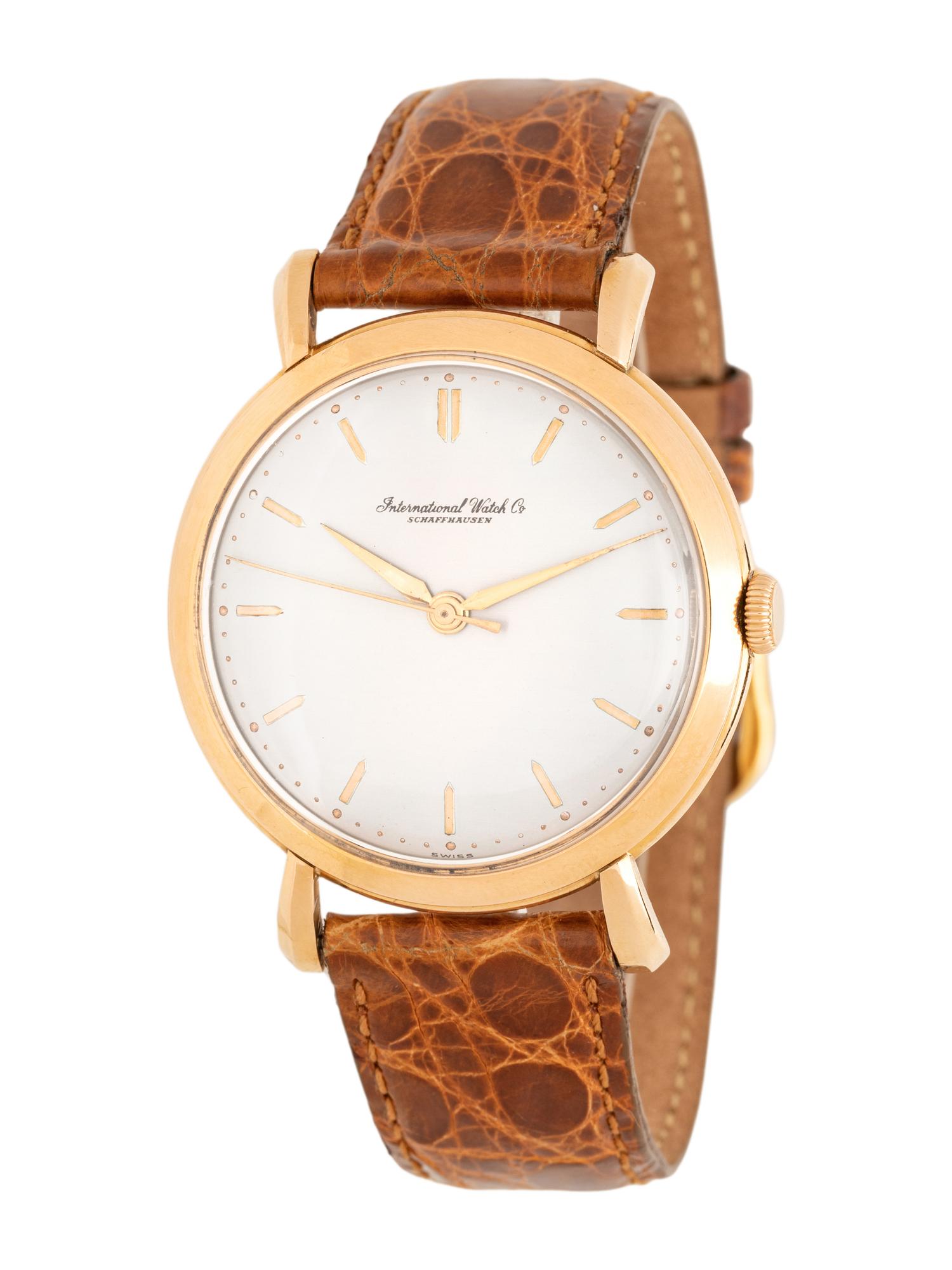 IWC, 18K YELLOW GOLD WATCH WITH FLARED LUGS