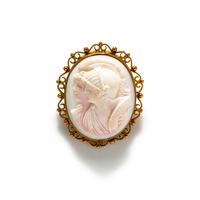 A Neoclassical Gold and Shell Double Headed Cameo Brooch with the Goddesses Athena and Hera