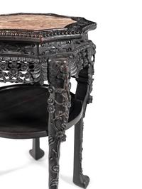 A Chinese Carved Hardwood Marble-Inset Side Table, 19th Century 清晚期 硬木嵌理石面花几