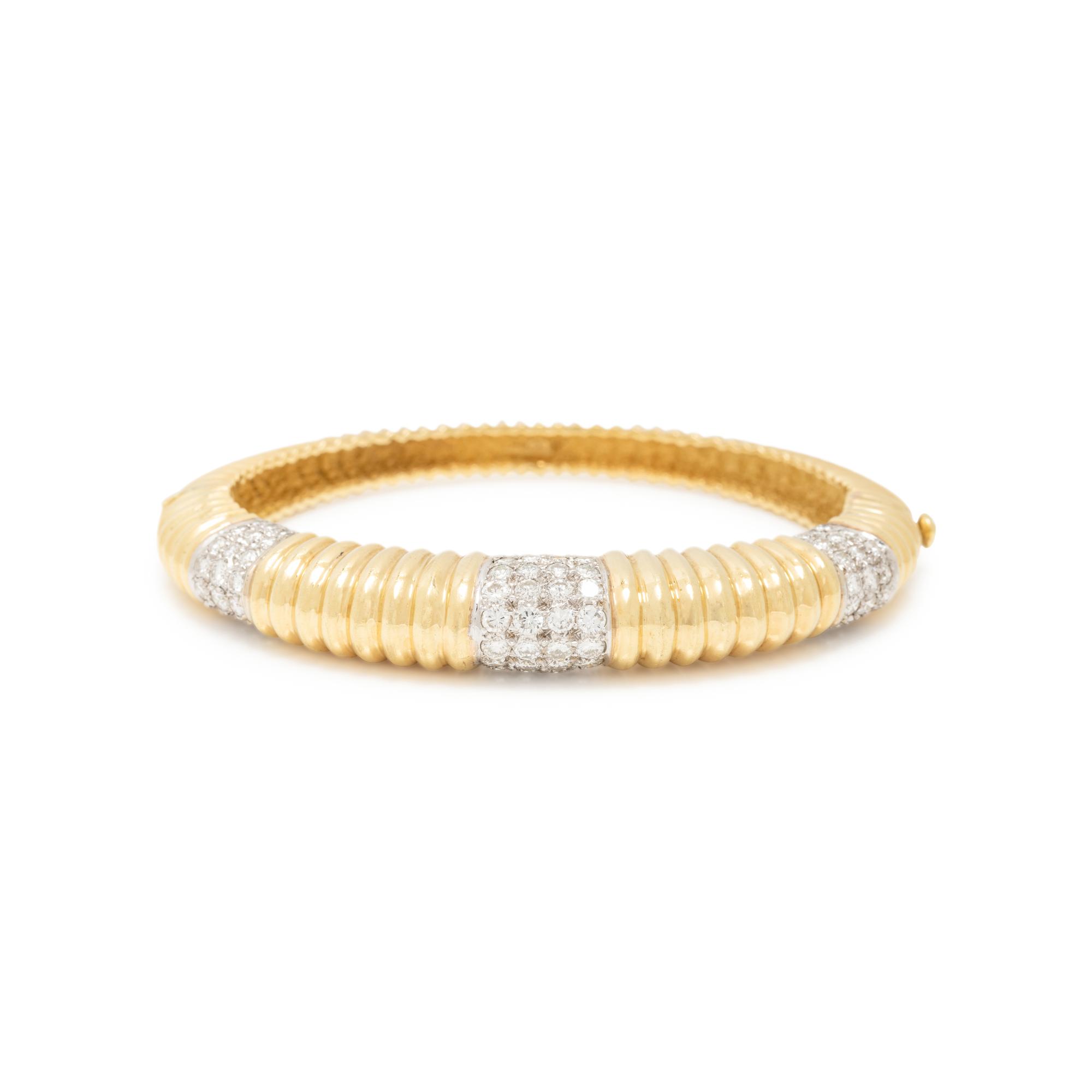 BICOLOR GOLD AND DIAMOND BANGLE BRACELET