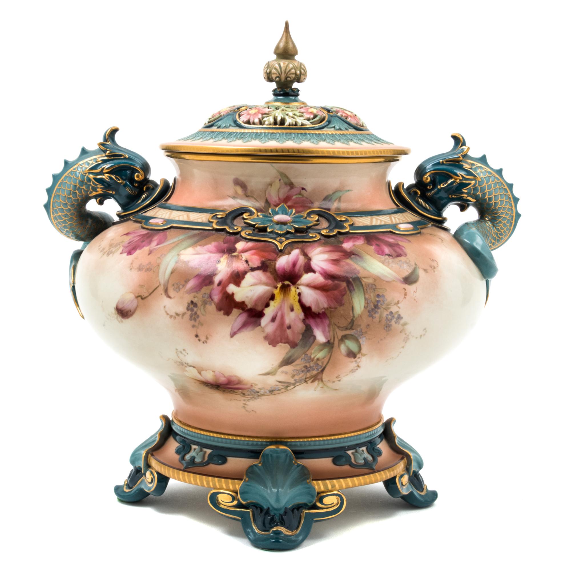 A Hadley's Worcester Porcelain Covered Jardiniere Width 12 inches. — 19TH/20TH CENTURY
