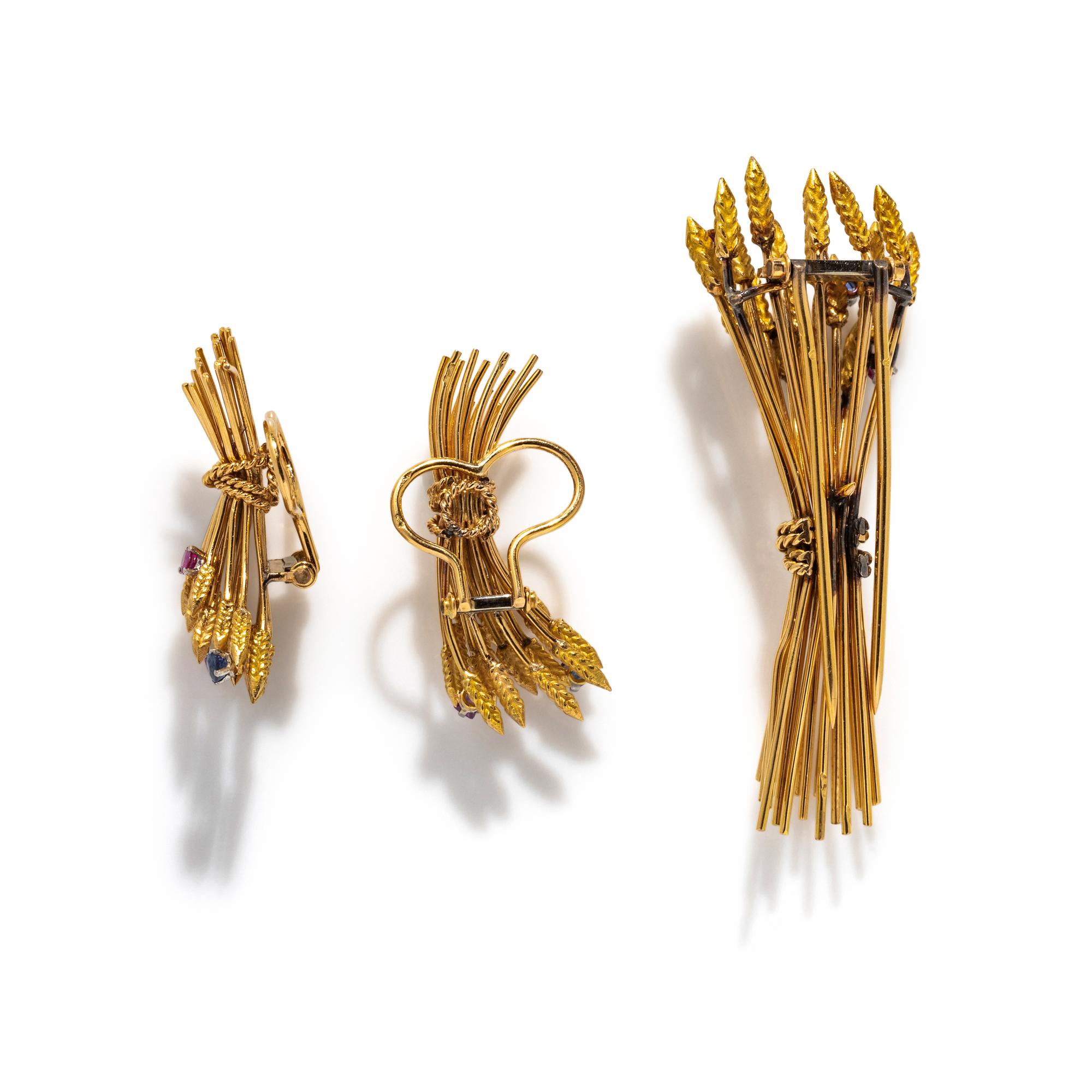 FRENCH, YELLOW GOLD, RUBY AND SAPPHIRE SET