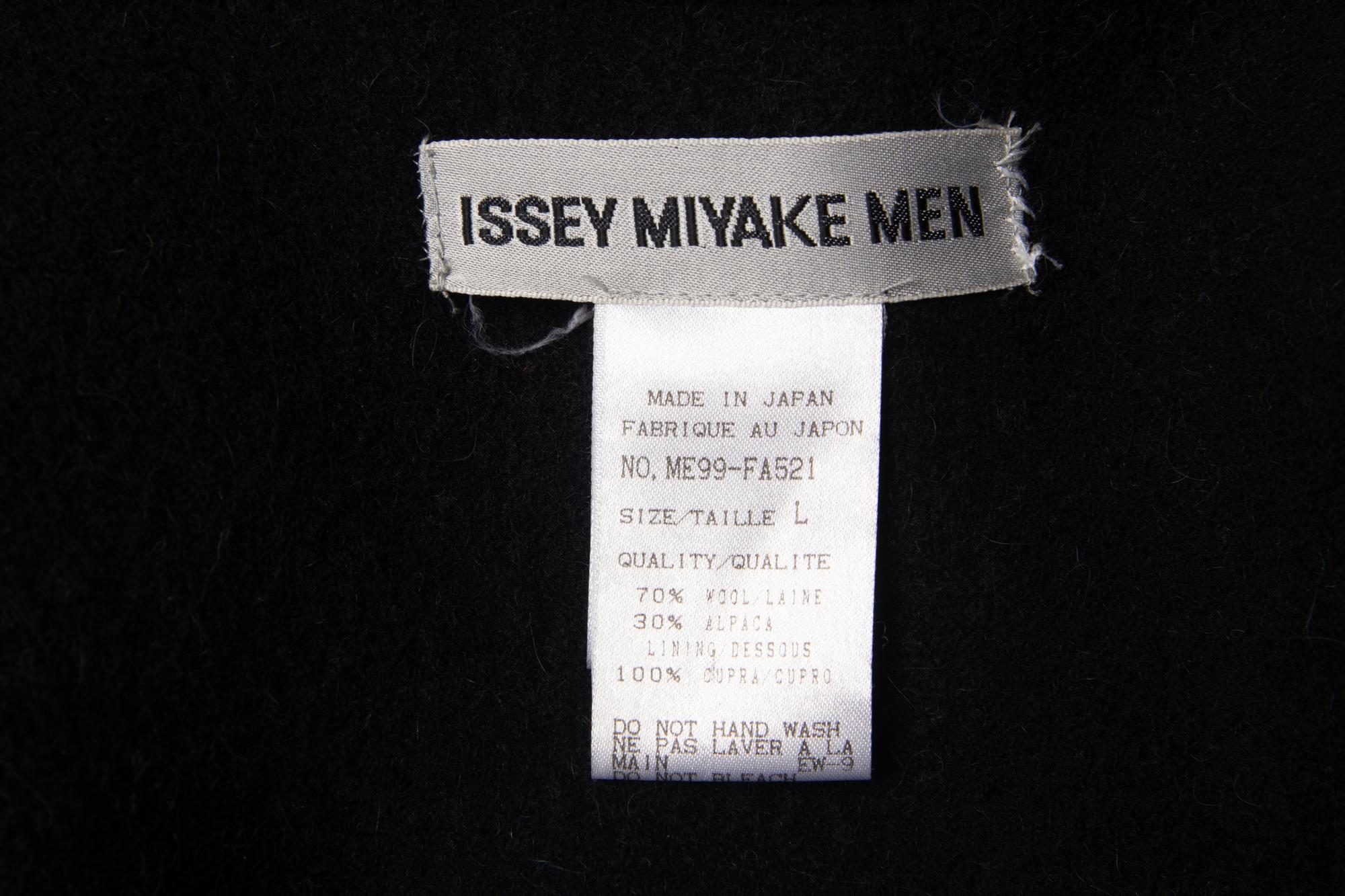 Issey Miyake Men's Jacket, 1990s