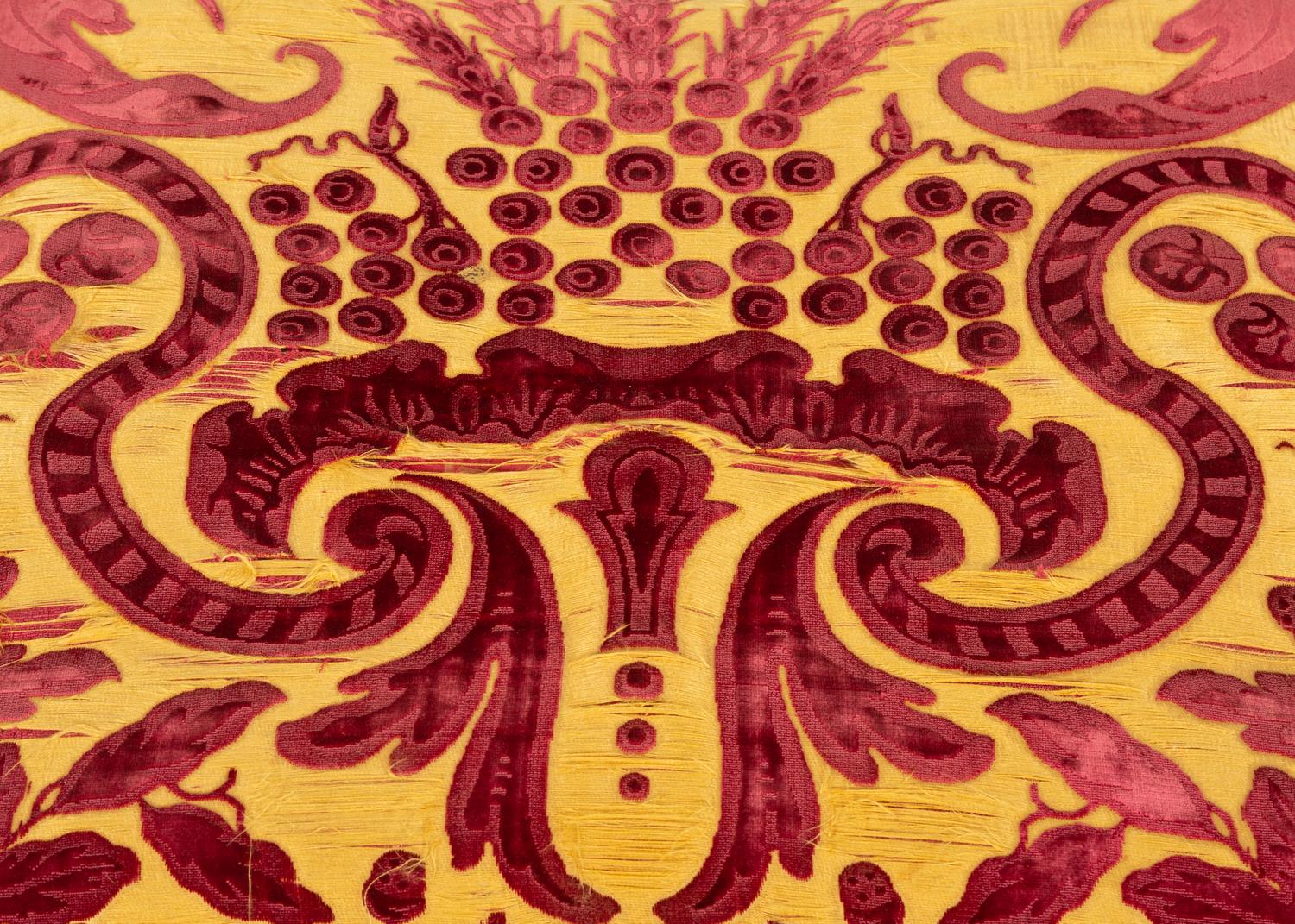 An Italian Giltwood X-form Stool