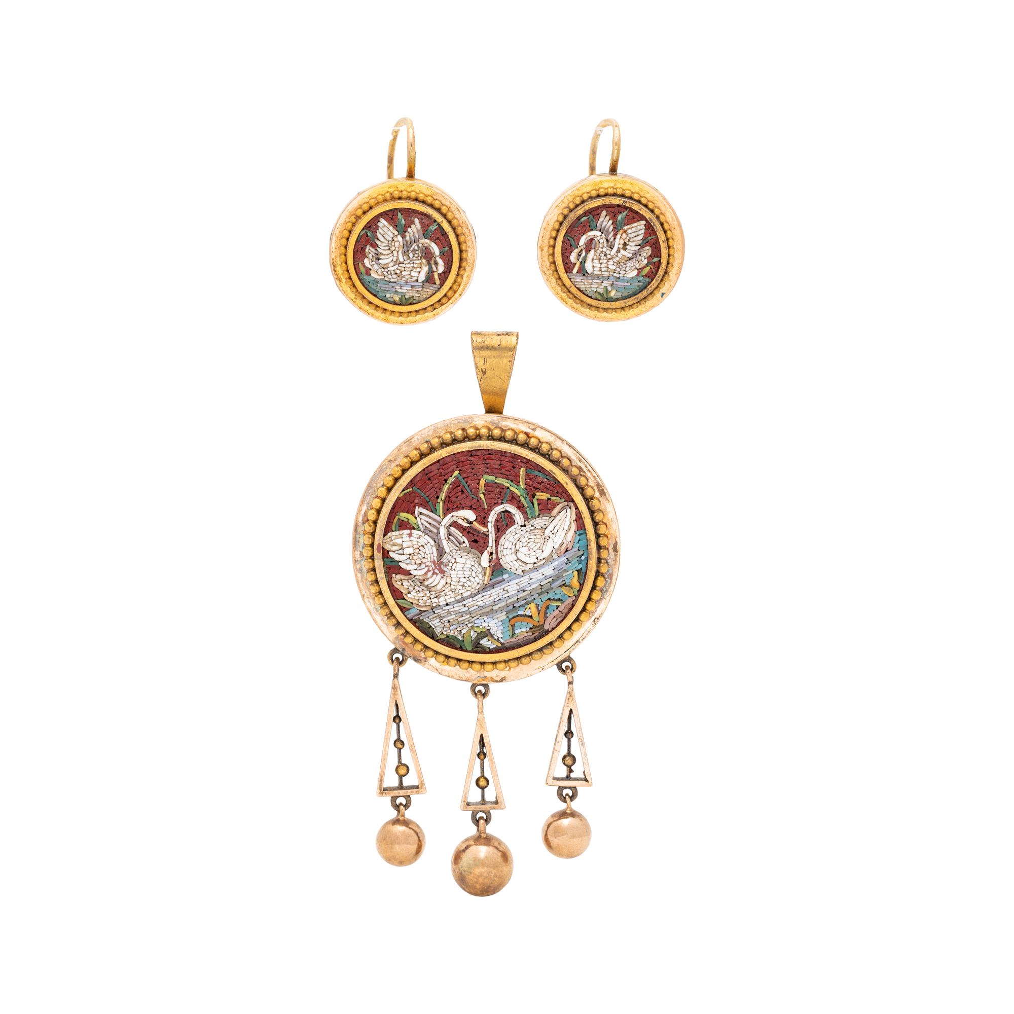 ETRUSCAN REVIVAL, YELLOW GOLD AND MICROMOSAIC SET