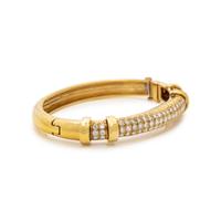 YELLOW GOLD AND DIAMOND BANGLE BRACELET