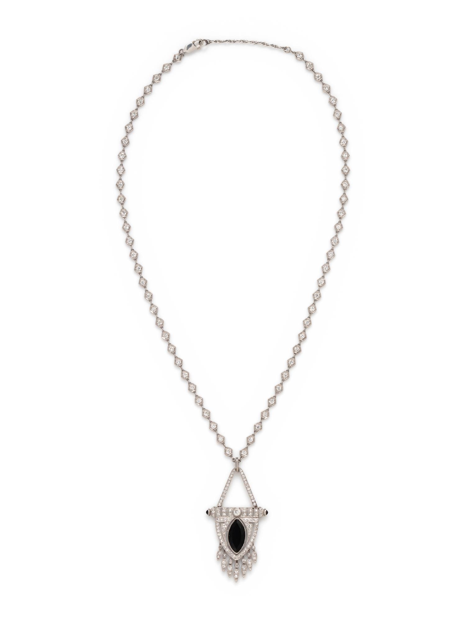 ART DECO, DIAMOND AND ONYX PENDANT NECKLACE