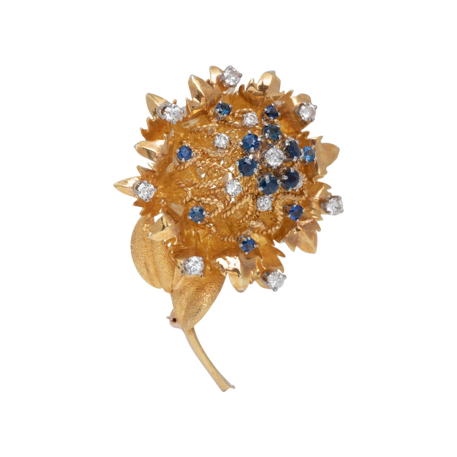 YELLOW GOLD, SAPPHIRE AND DIAMOND FLOWER BROOCH