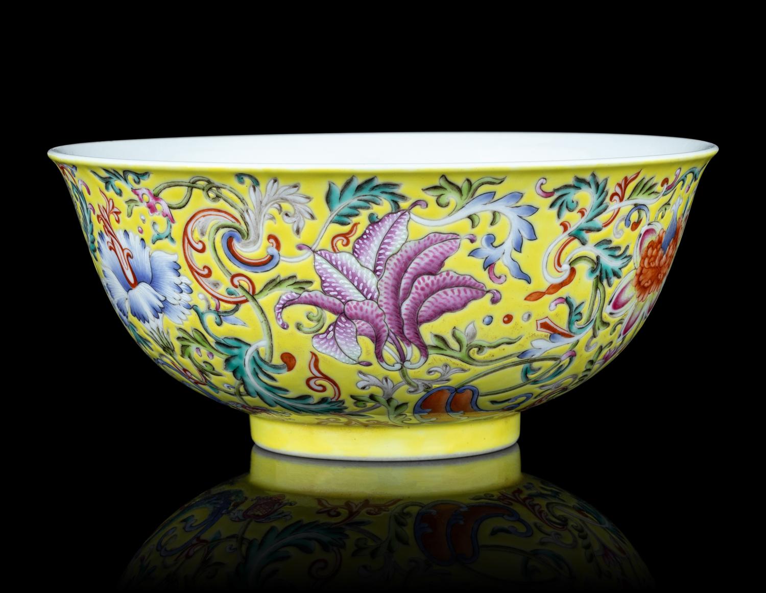 A Yellow-Ground Famille Rose Porcelain 'Floral' Bowl